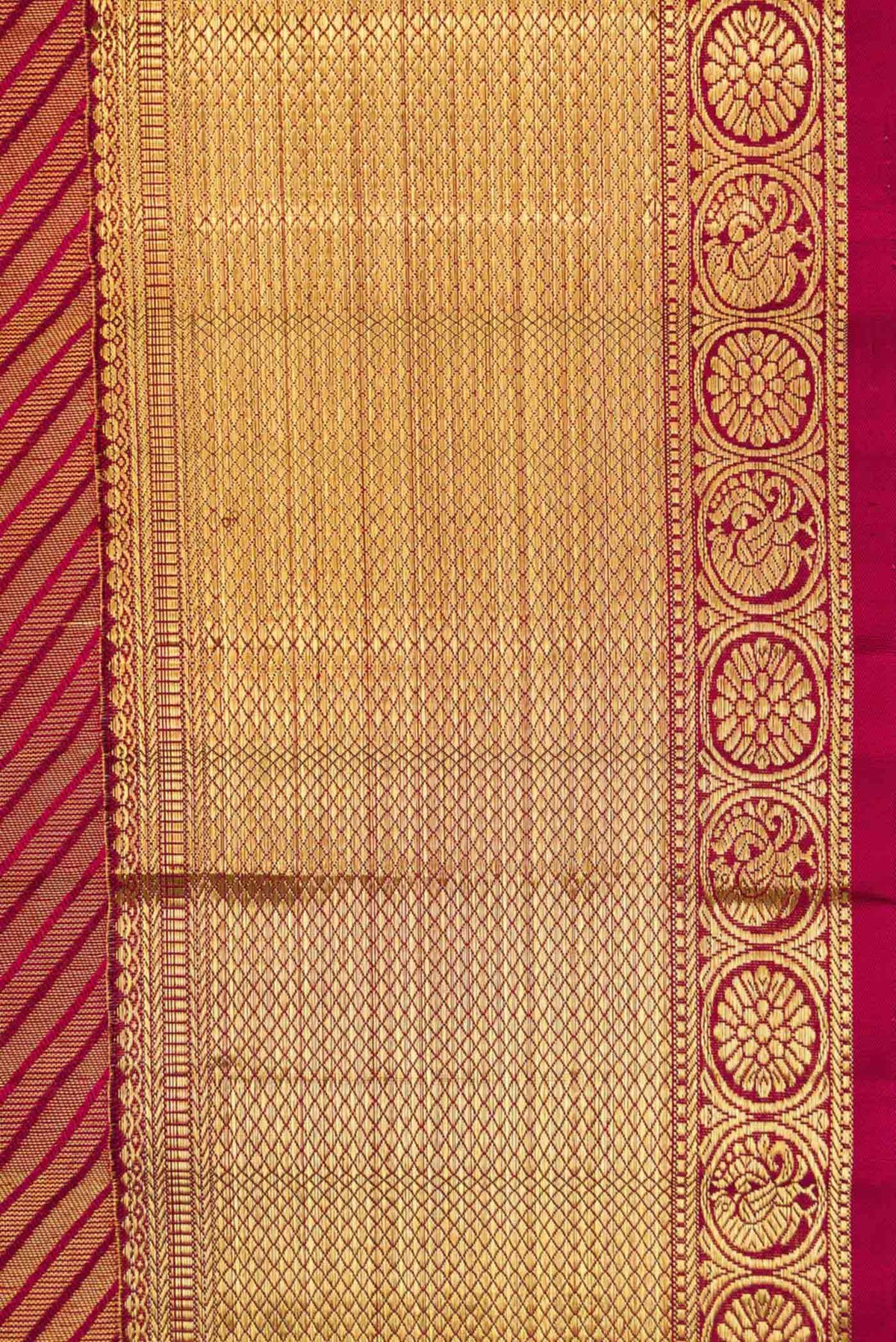 Border image of Maroon Dual Tone Kanchipuram Saree with Zari Brocade on the body and Zari Border