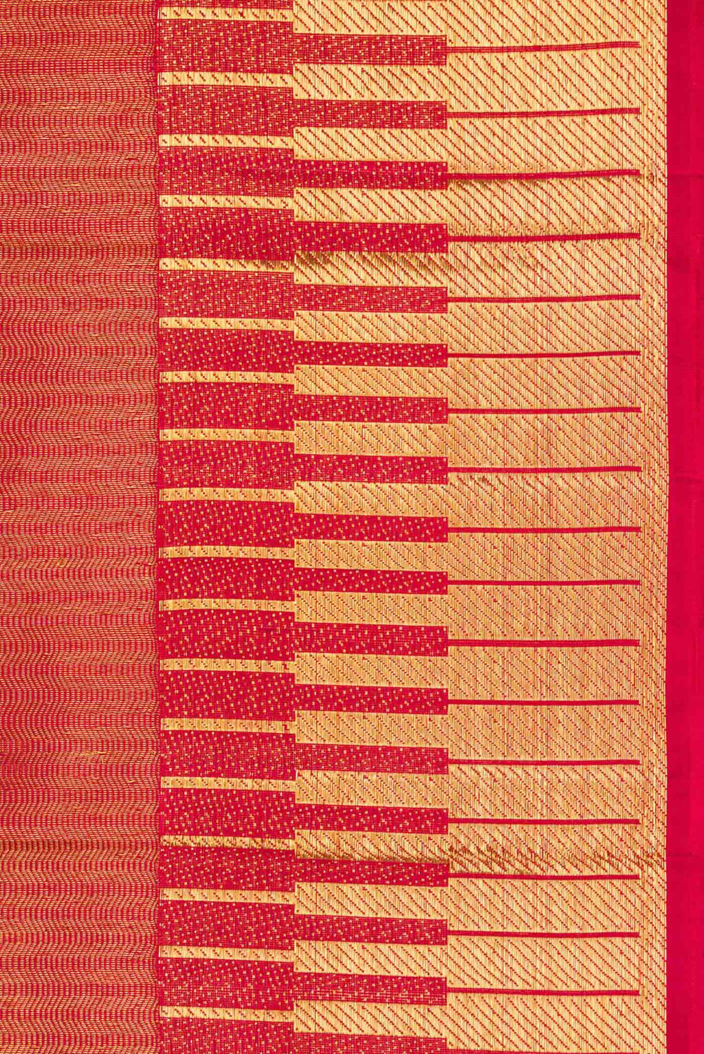 Border image of Maroon Dual Tone Kanchipuram Silk Saree with Zari Brocade on the body and Zari Border