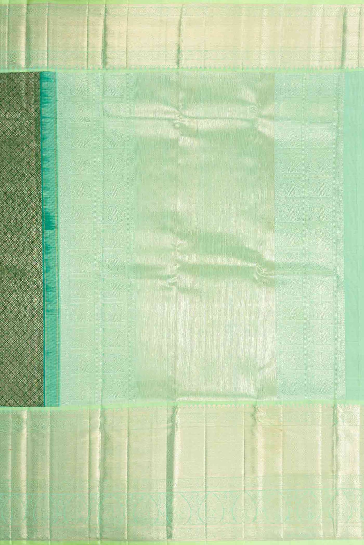 Close up image of the pallu of Green Dual Tone Kanchipuram Silk Saree with Zari Brocade on the body and Zari Border