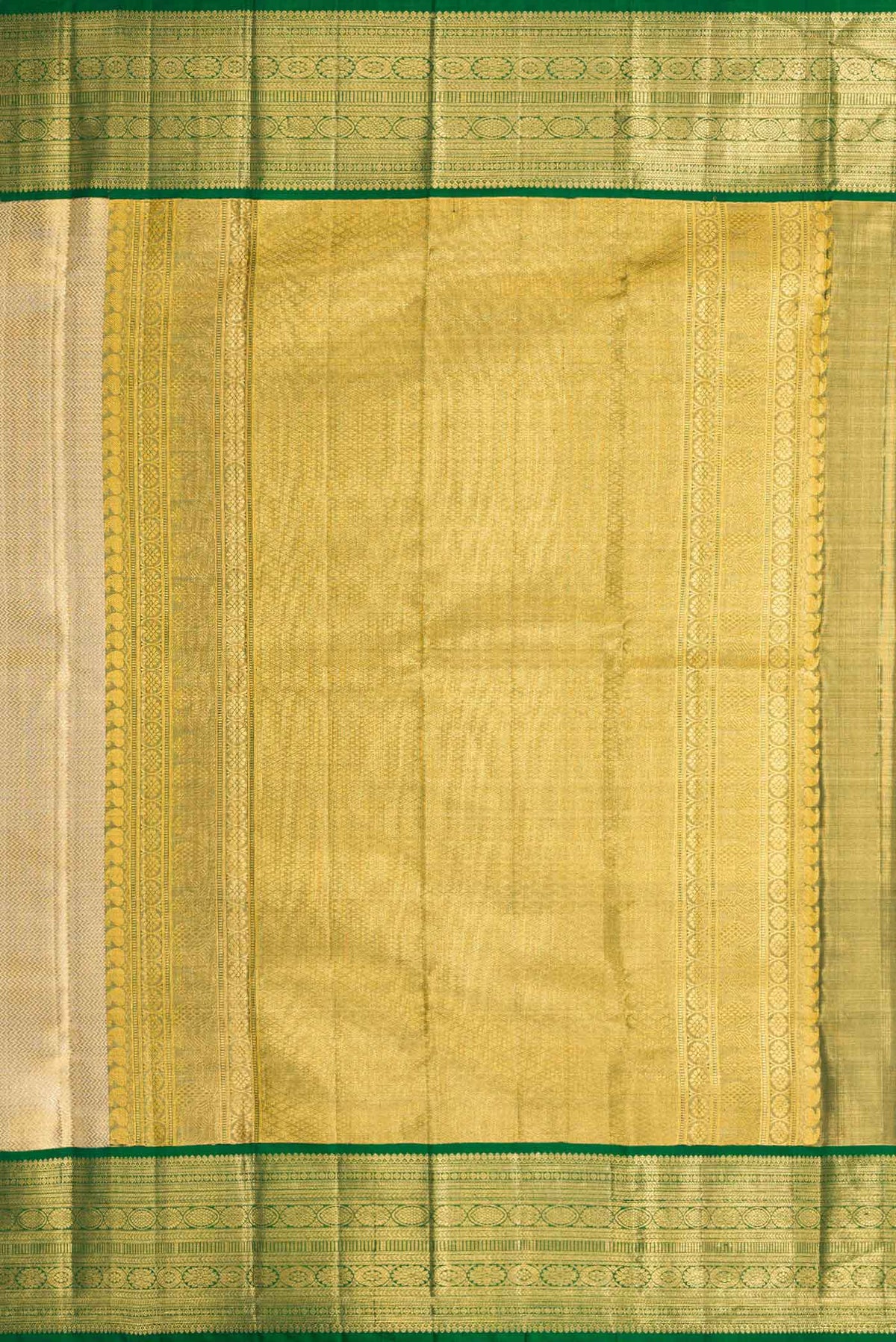 Close up image of the pallu of Gold Dual Tone Kanchipuram Tissue Silk Saree with Zari Brocade on the body and Zari Border