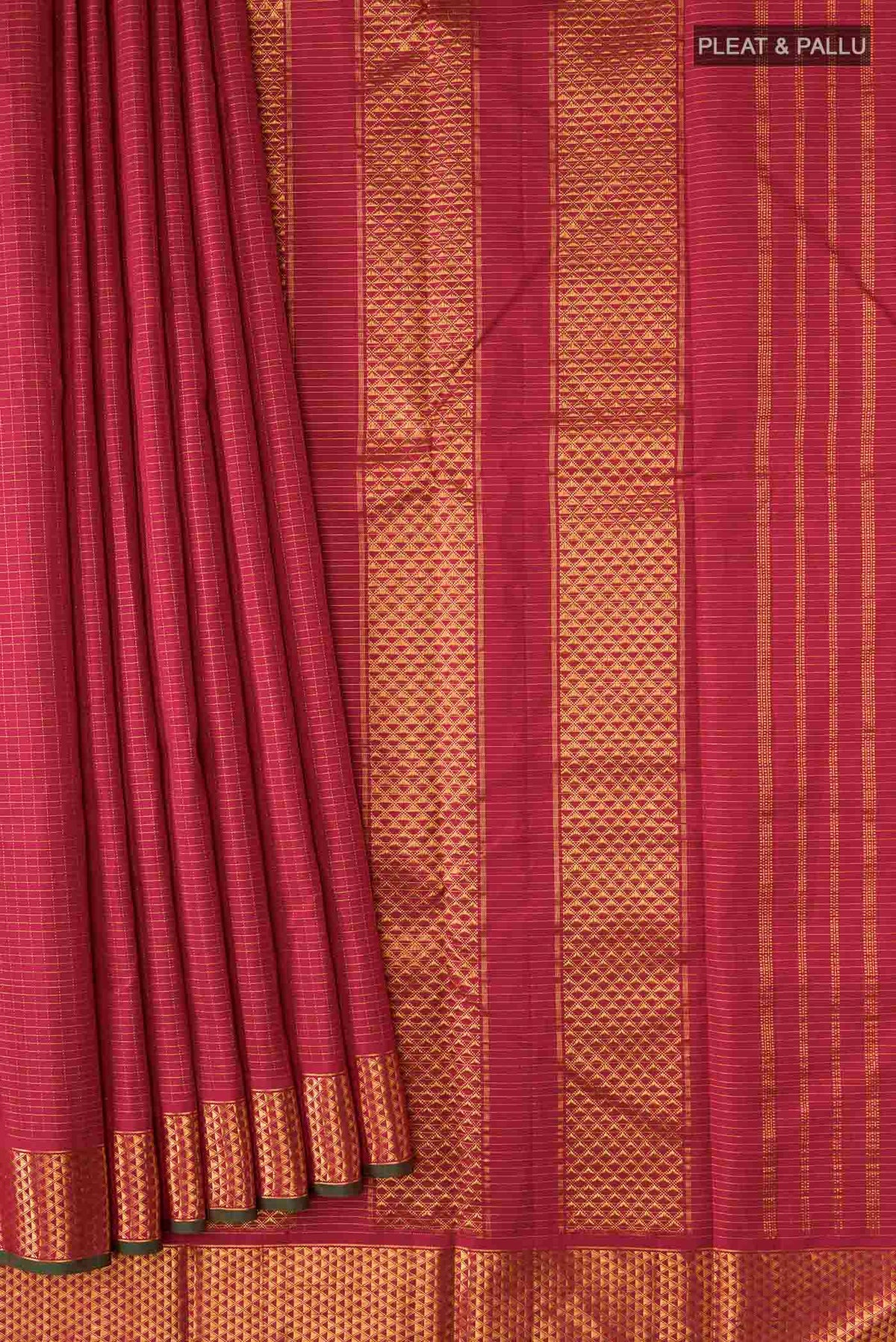 Pleats and pallu of Maroon Kanchipuram Silk Saree with Checked design on the body and Zari Border