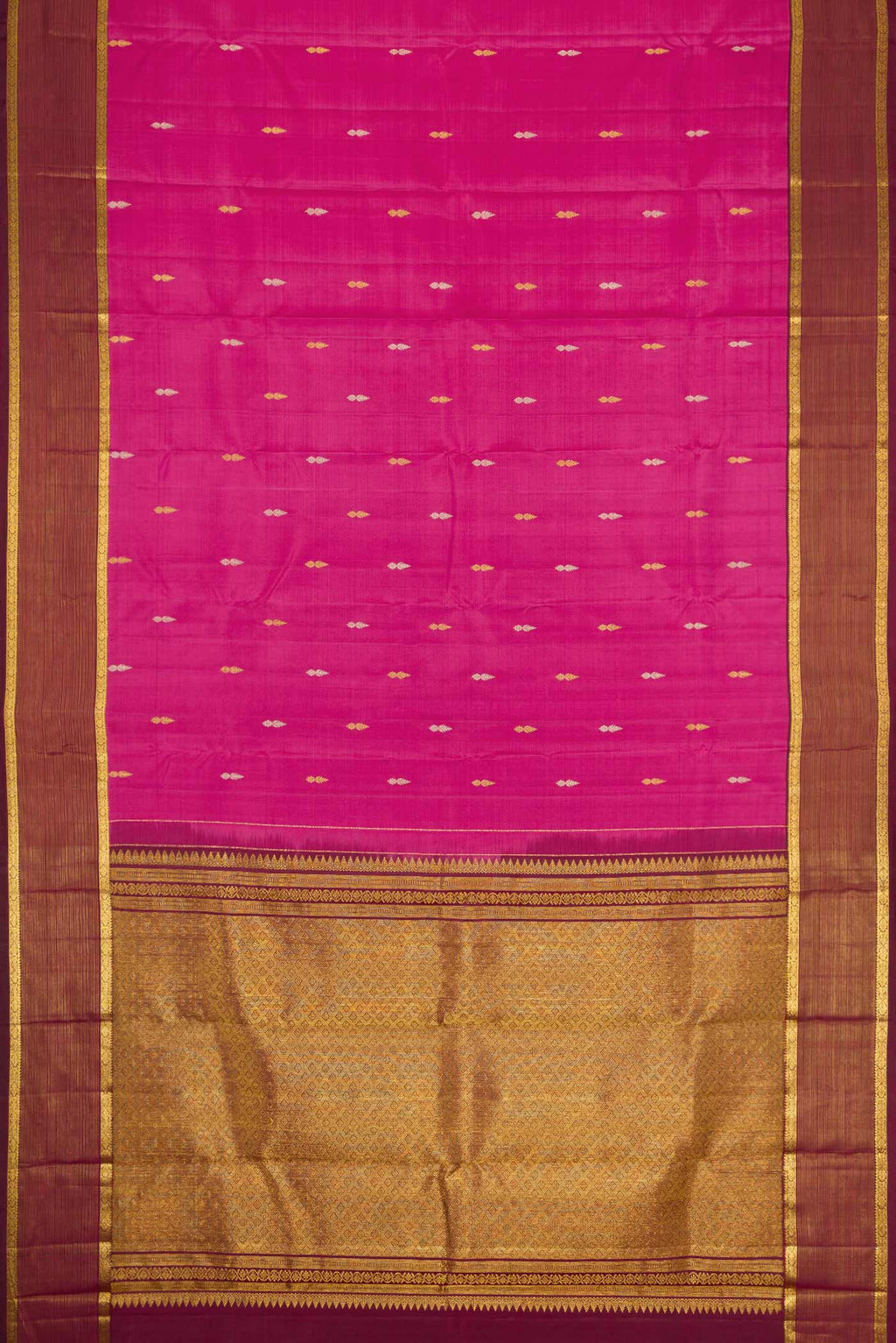 Flat view of Pink Dual Tone Kanchipuram Silk Saree with Zari Butta on the body and Zari Border