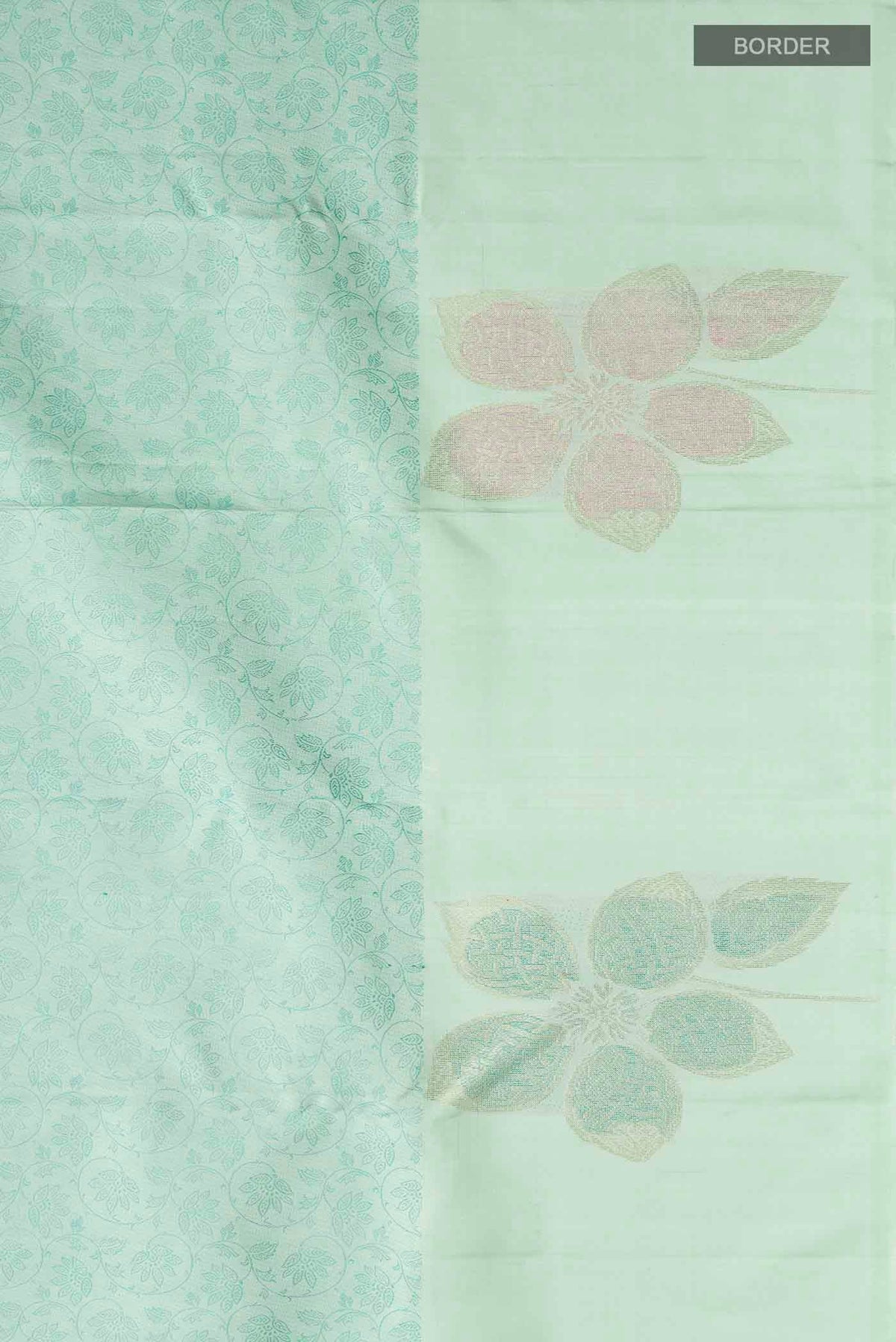 Border image of Green Kanchipuram Silk Saree with Jacquard design on the body and Zari Border