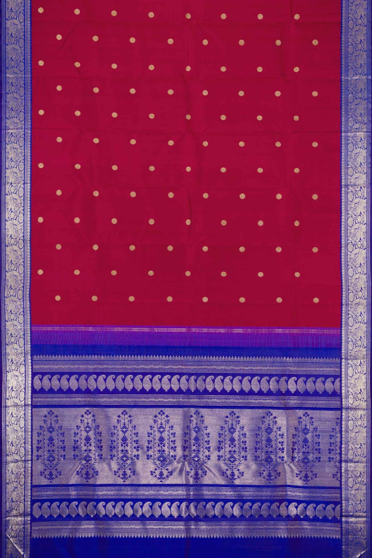 Flat view of Maroon Dual Tone Kanchipuram Silk Saree with Zari Butta on the body and Zari Border