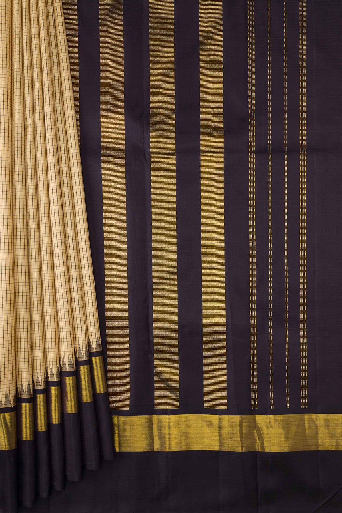 Pleats and pallu of Sandal Dual Tone Kanchipuram Silk Saree with Checked design on the body and Zari Border