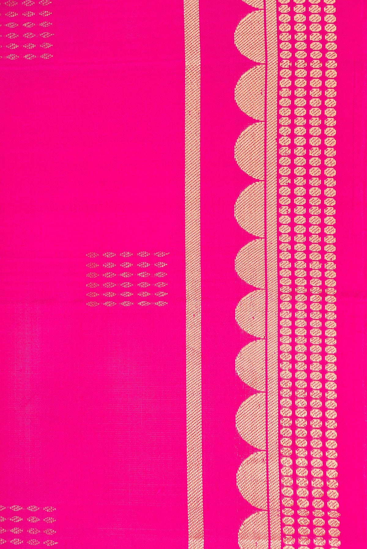 Border image of Pink Dual Tone Soft Silk Saree with Zari Butta on the body and Fancy Border. 