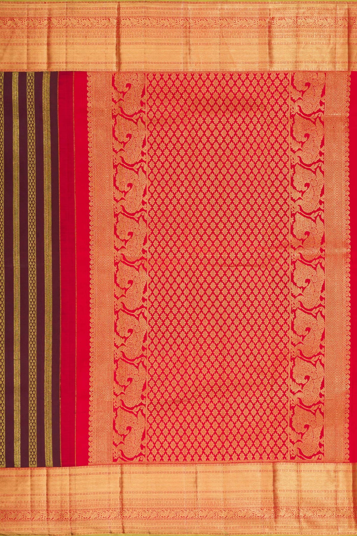 Close up image of the pallu of Coffee Brown Dual Tone Kanjivaram Silk Saree with Zari Brocade on the body and Zari Border. 