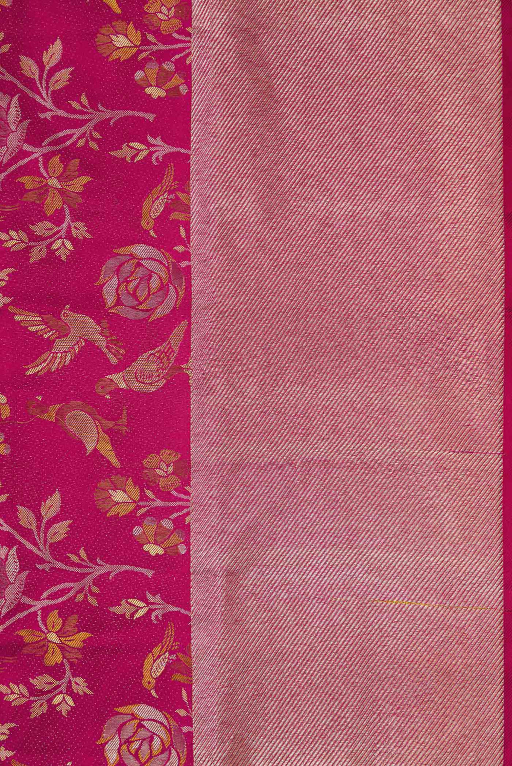 Border image of Magenta Dual Tone Kanjivaram Silk Saree with Zari Brocade on the body and Zari Border. 