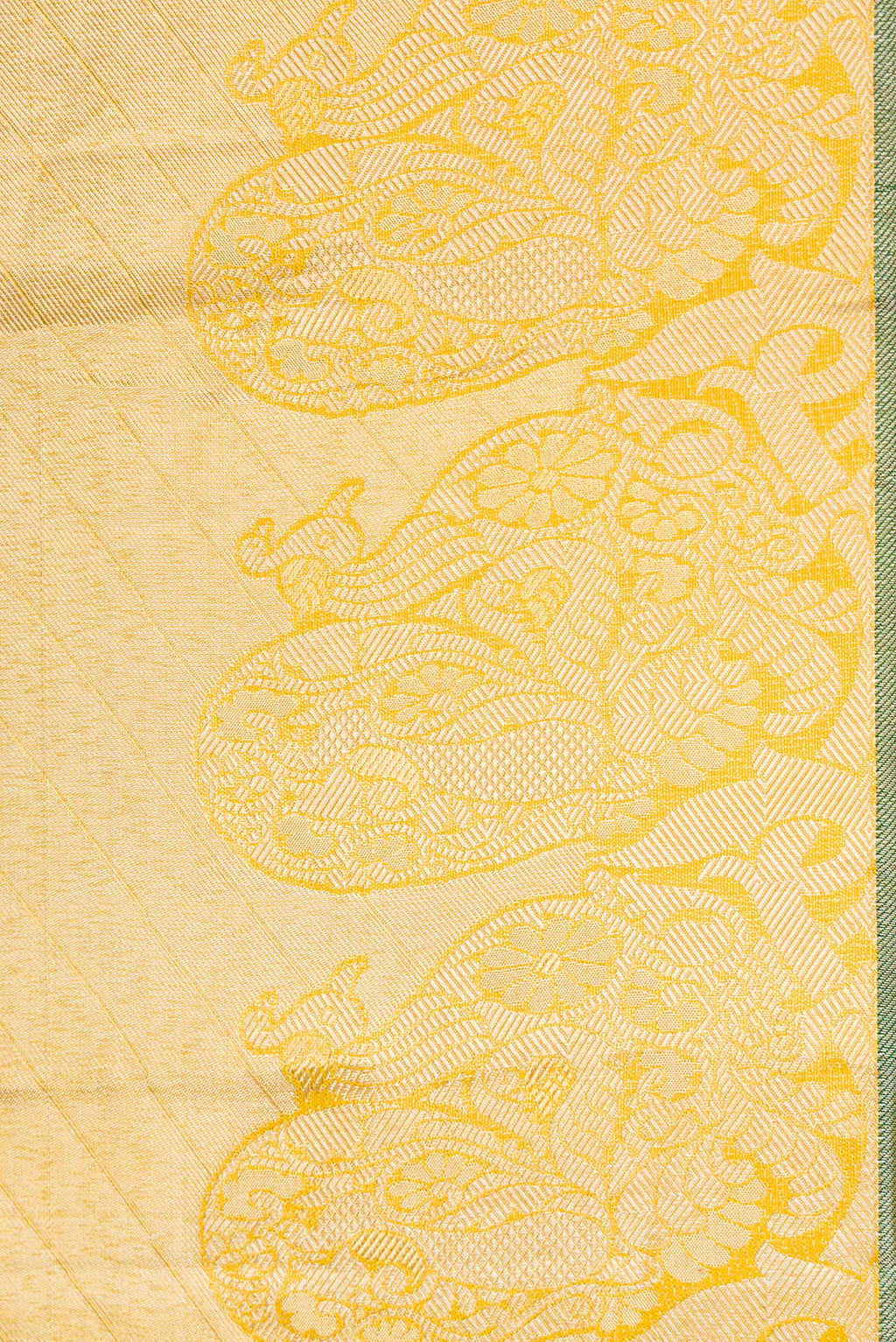 Border image of Gold Dual Tone Kanchipuram Tissue Silk Saree with Zari Brocade on the body and Zari Border. 