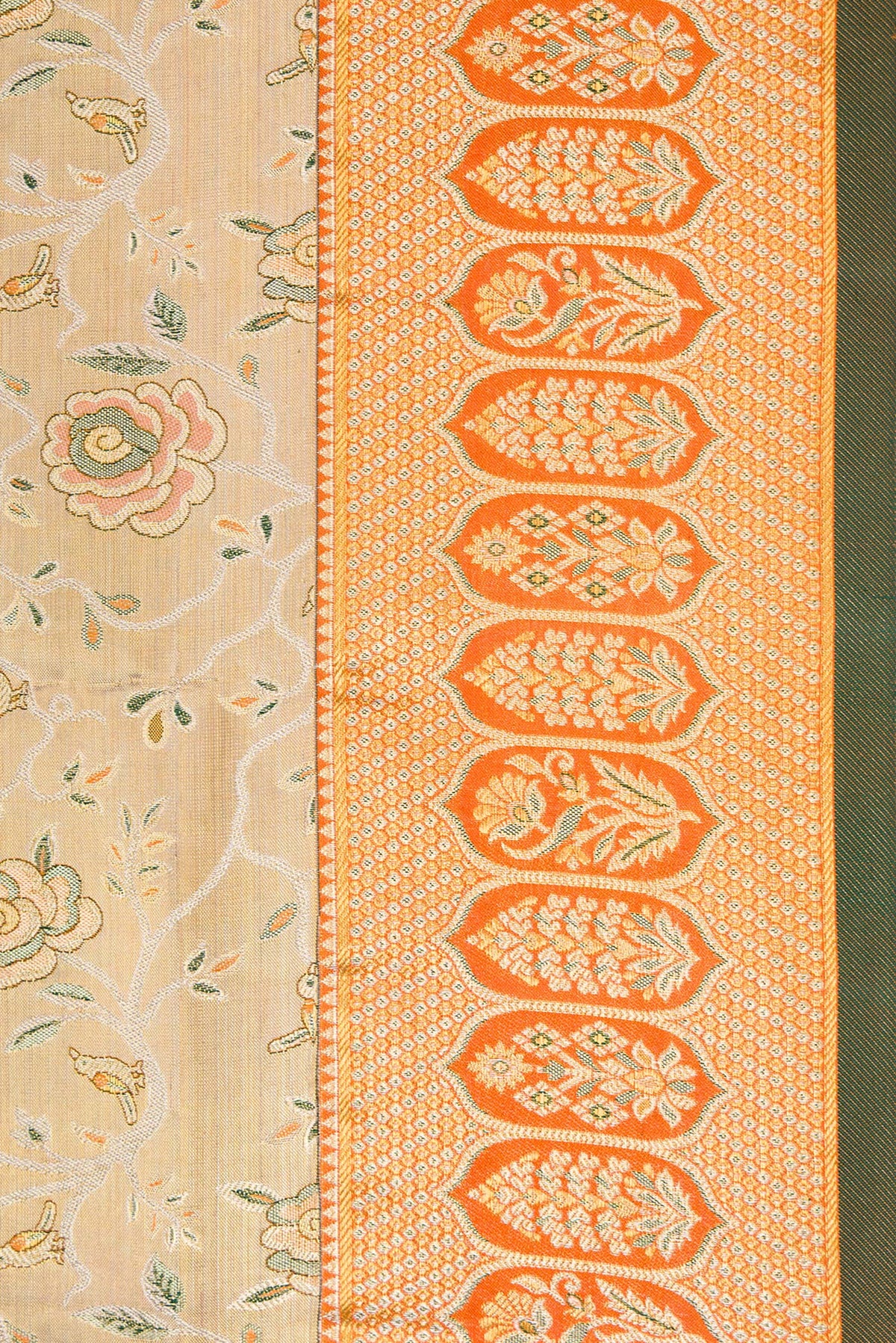 Border image of Gold Dual Tone Kanchipuram Tissue Silk Saree with Zari Brocade on the body and Zari Border. 