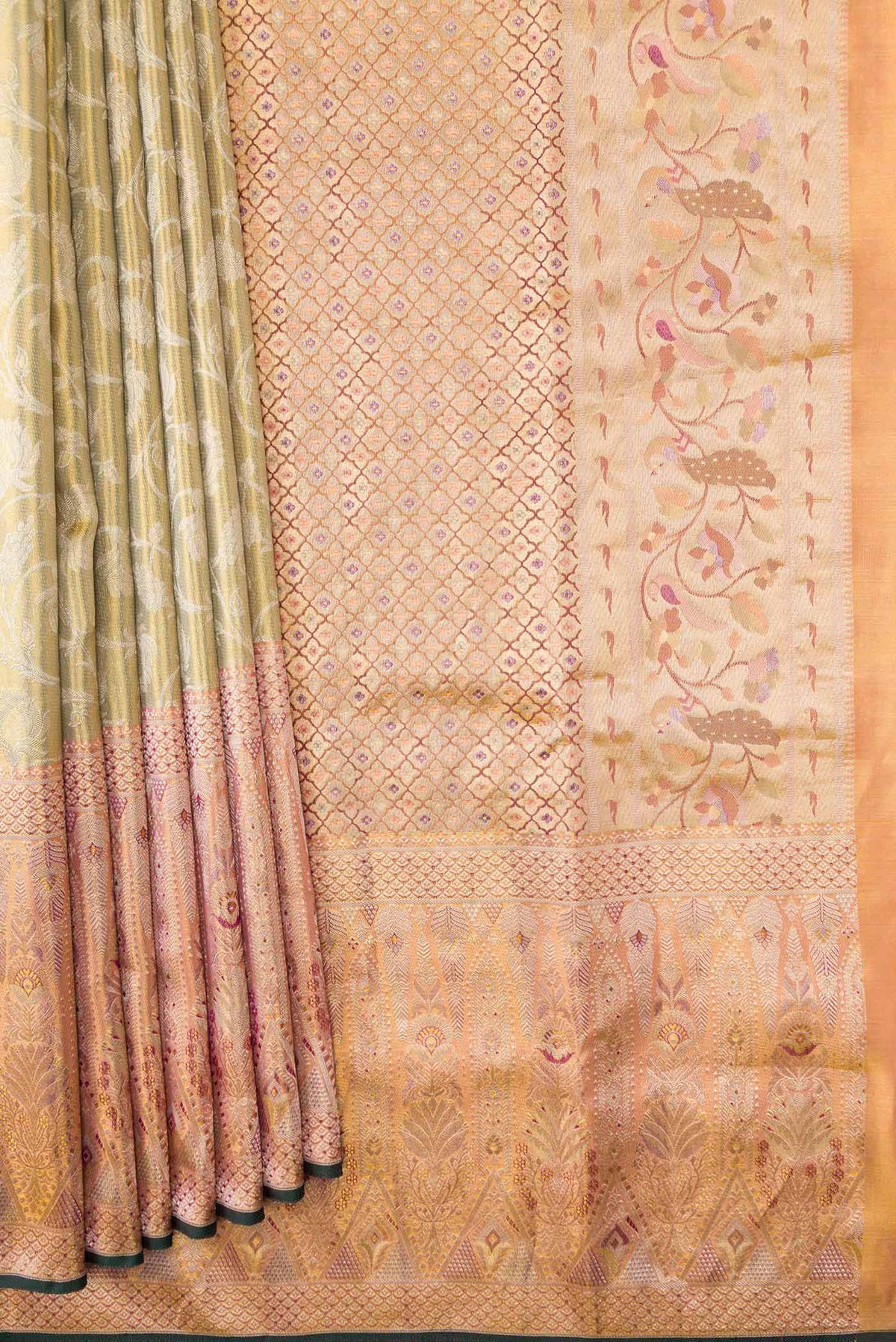 Pleats and pallu of Light Green Dual Tone Kanchipuram Tissue Silk Saree with Zari Brocade on the body and Zari Border