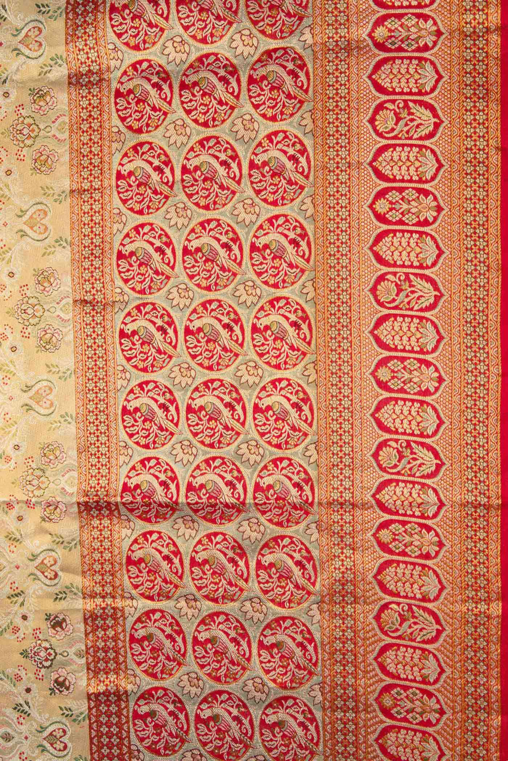 Border image of Gold Dual Tone Kanchipuram Tissue Silk Saree with Zari Brocade on the body and Zari Border