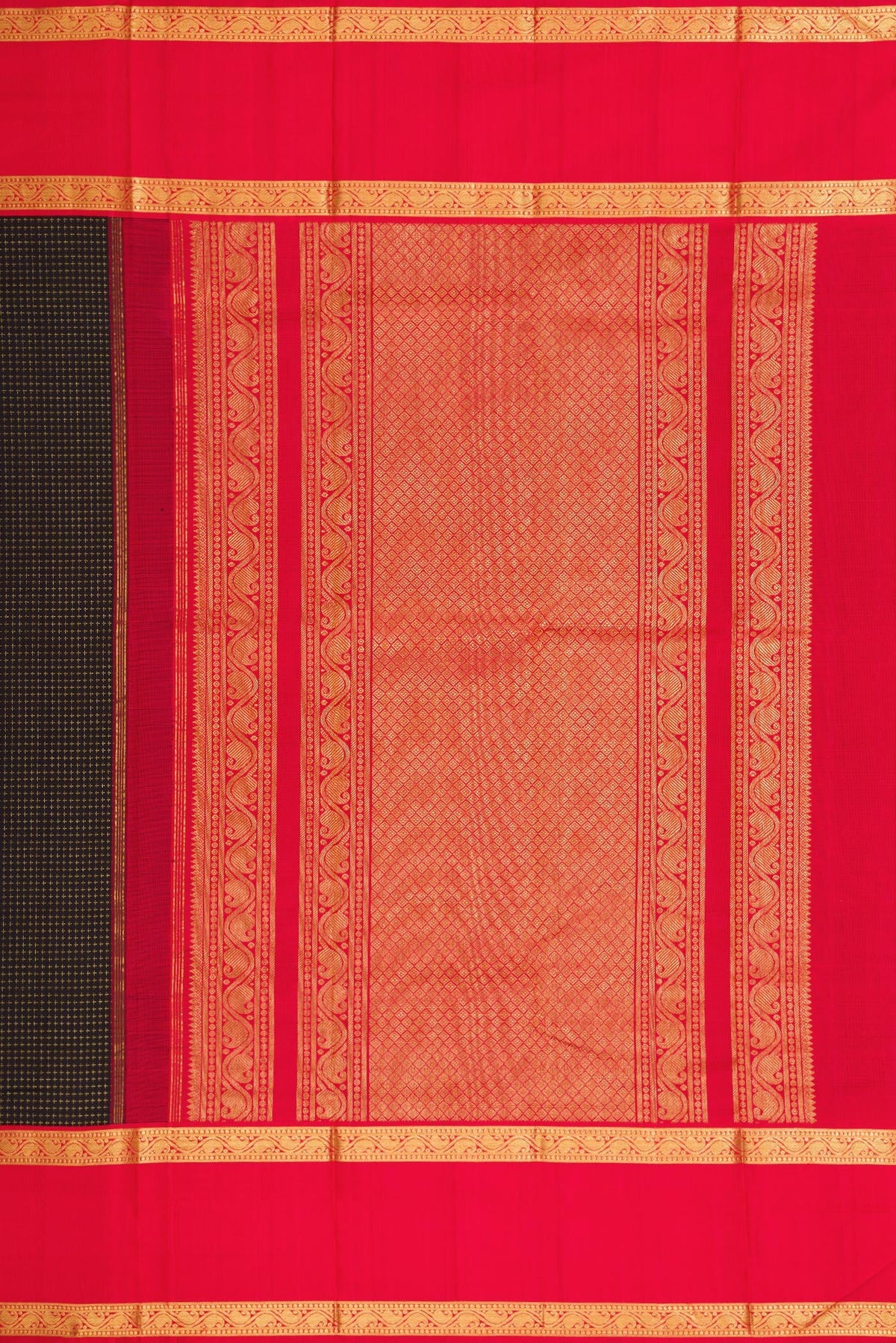Close up image of the pallu of Black Dual Tone Kanjivaram Silk Saree with Checked design on the body and Zari Border. 