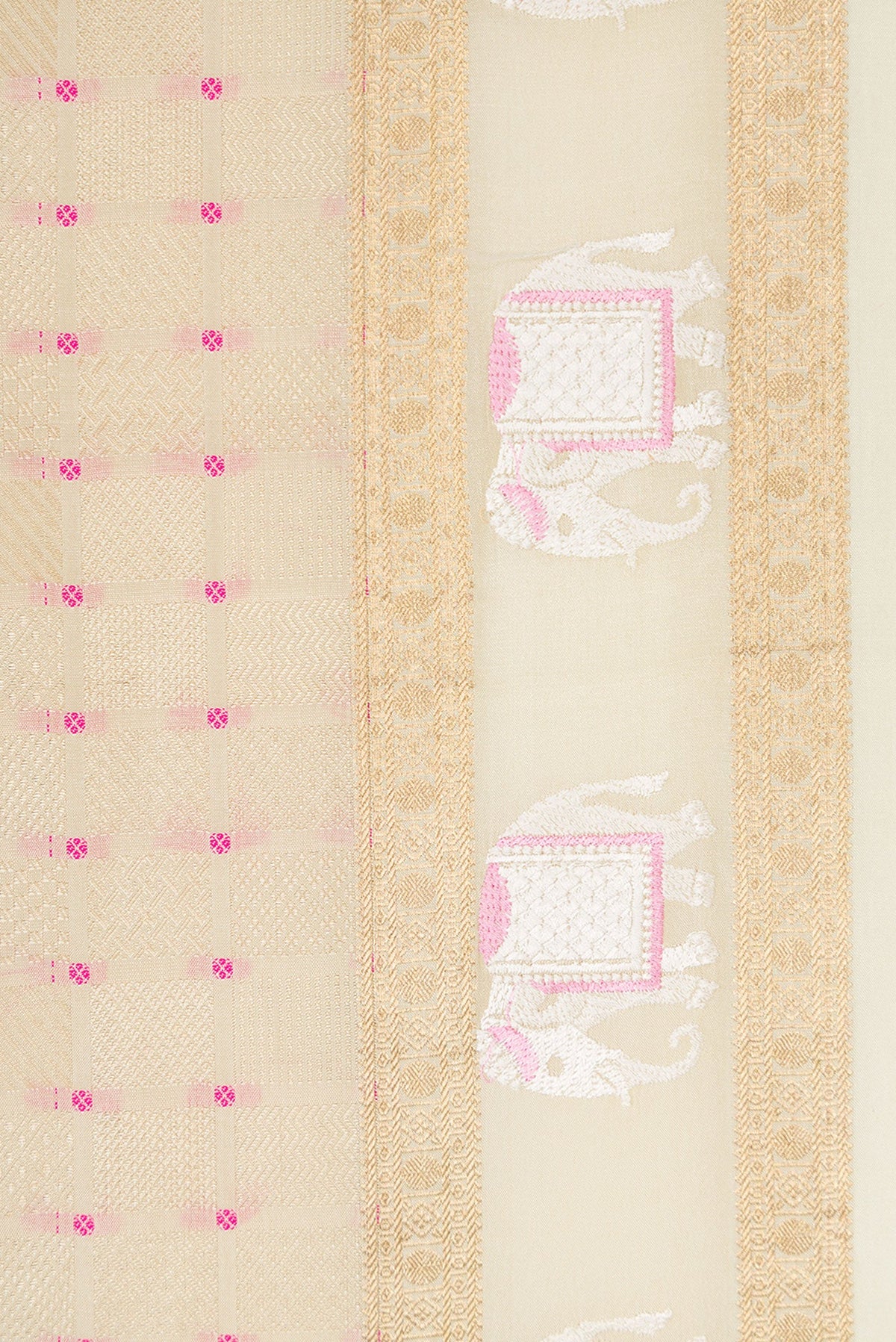 Border image of Beige Dual Tone Mysore Silk Saree with Zari Brocade on the body and Fancy Border. 