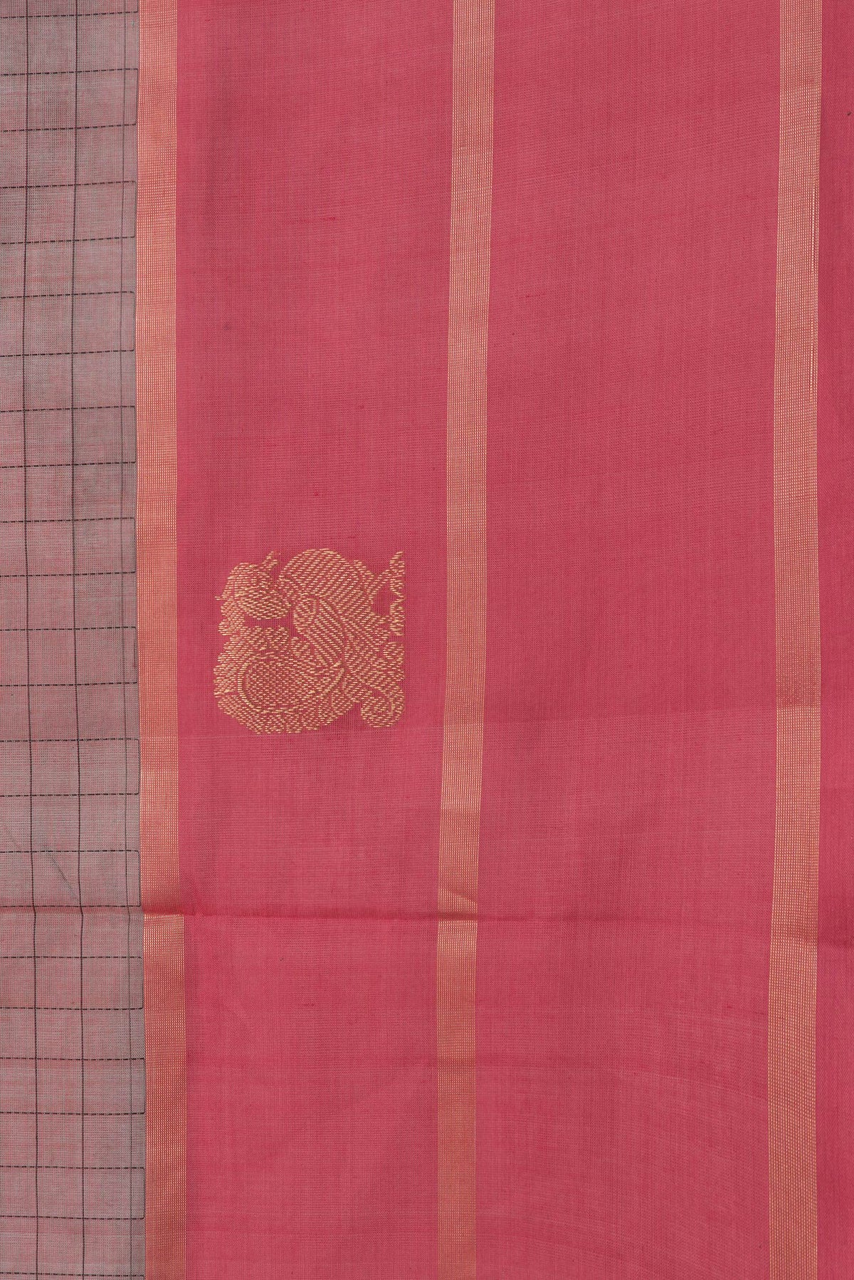 Border image of Mehandi Green Dual Tone Silk Cotton Saree with Checked design on the body and Fancy Border. 