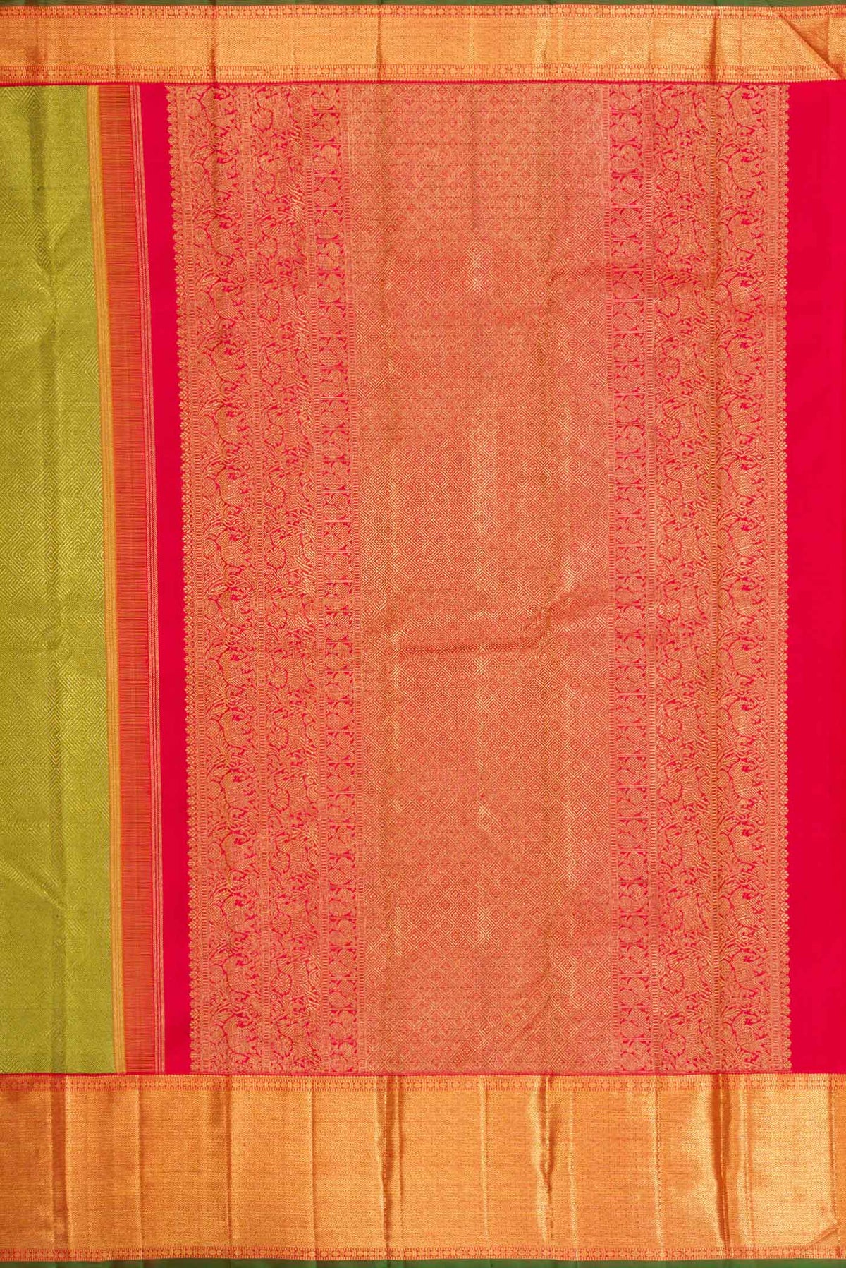 Close up image of the pallu of Pure Silk Pure Zari Green Dual Tone Kanchipuram Saree with Zari Brocade on the body and Zari Border