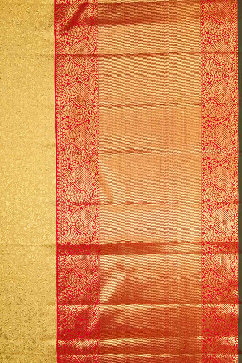 Border image of Pure Silk Pure Zari Gold Dual Tone Kanjivaram Tissue Saree with Zari Brocade on the body and Zari Border. 