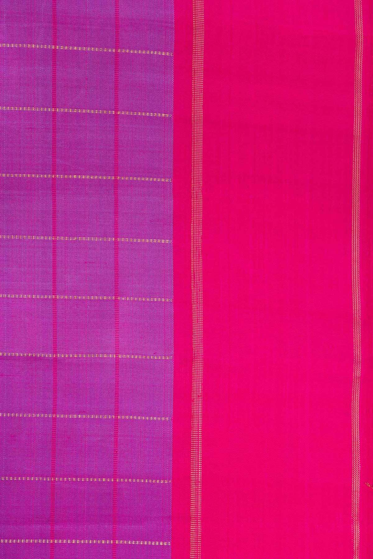 Border image of Purple Dual Tone Kanjivaram Silk Saree with Checked design on the body and Zari Border. 