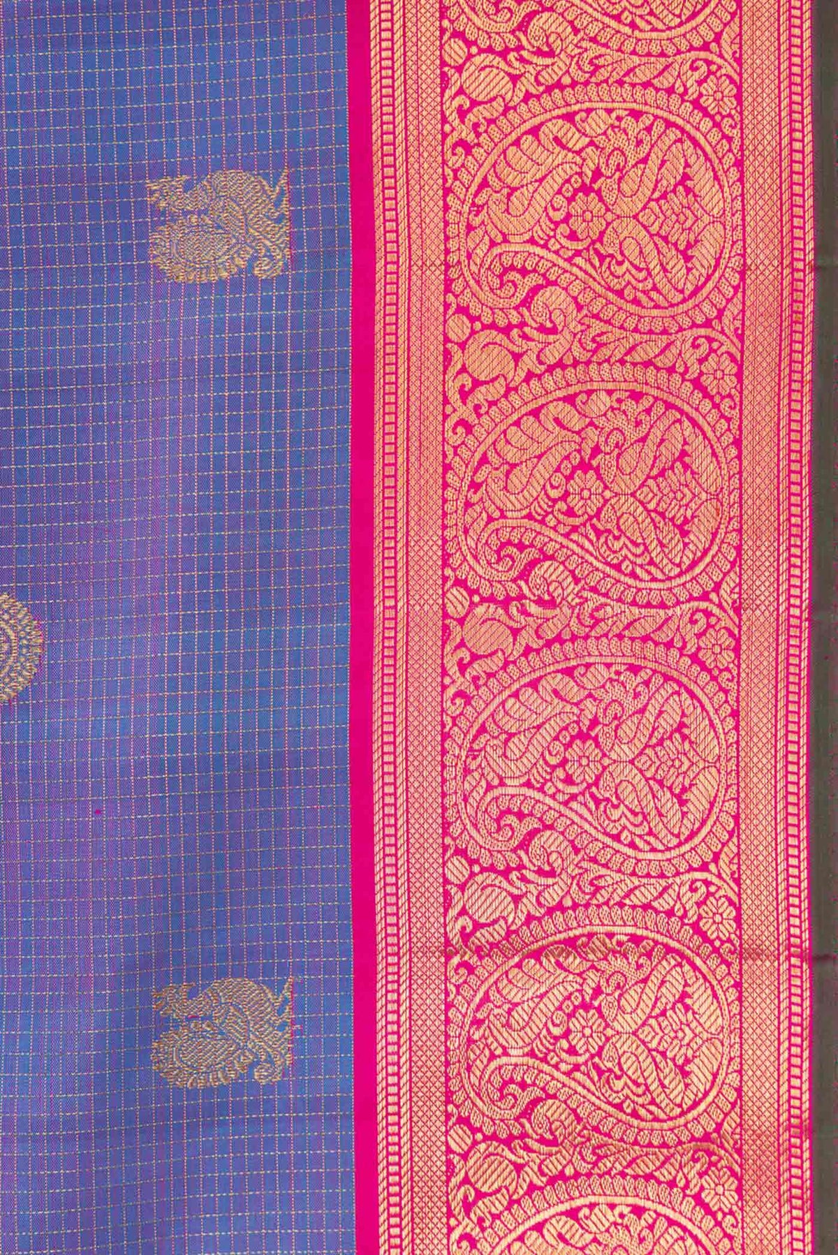 Border image of Pure Silk Pure Zari Lavender Dual Tone Kanjivaram Saree with Zari Butta on the body and Zari Border. 