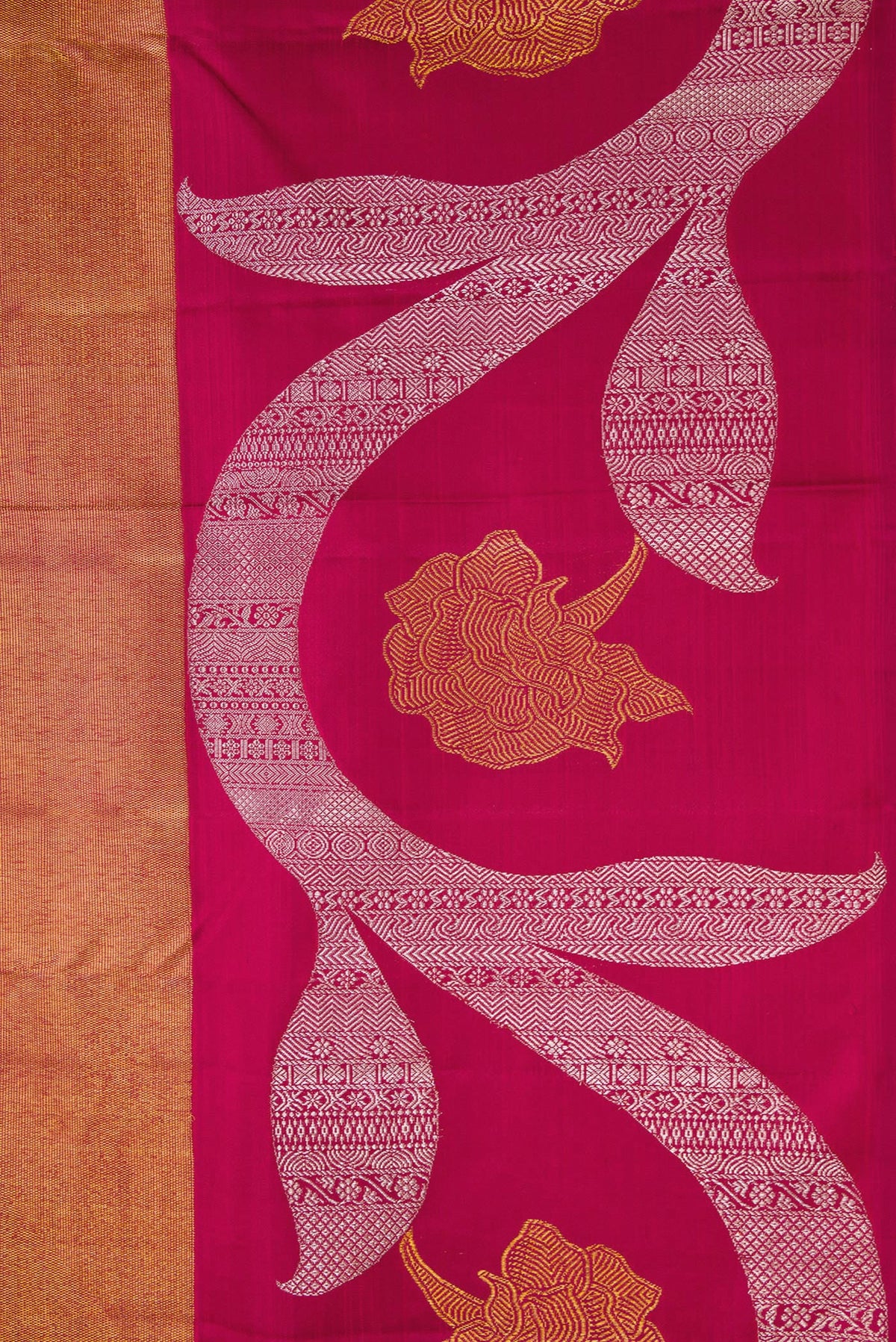 Border image of Maroon Dual Tone Kanjivaram Silk Saree with Zari Brocade on the body and Zari Border. 