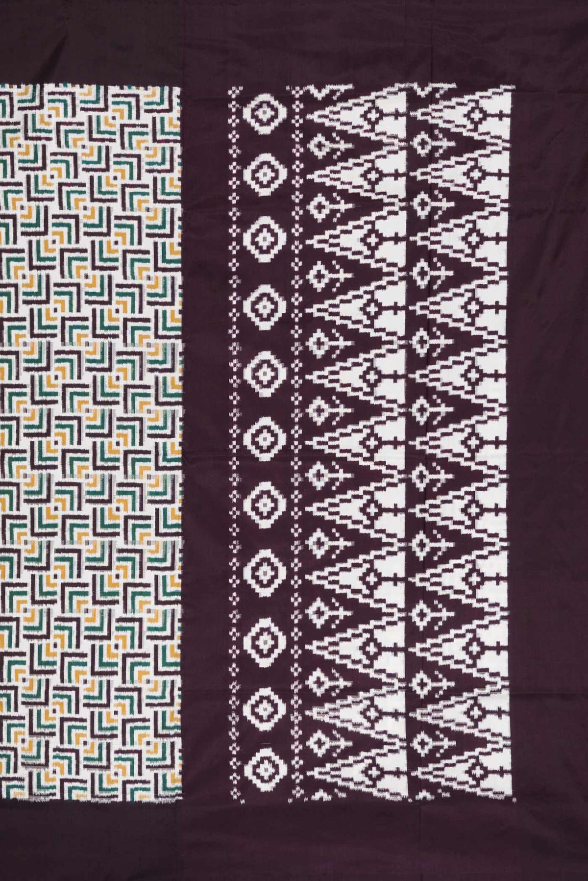 Close up image of the pallu of Off White Pochampally Silk Saree with Pure Ikat on the body and Plain Border