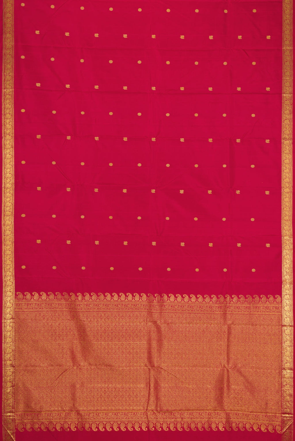 Flat view of Maroon Dual Tone Kanchipuram Silk Saree with Zari Butta on the body and Zari Border. 