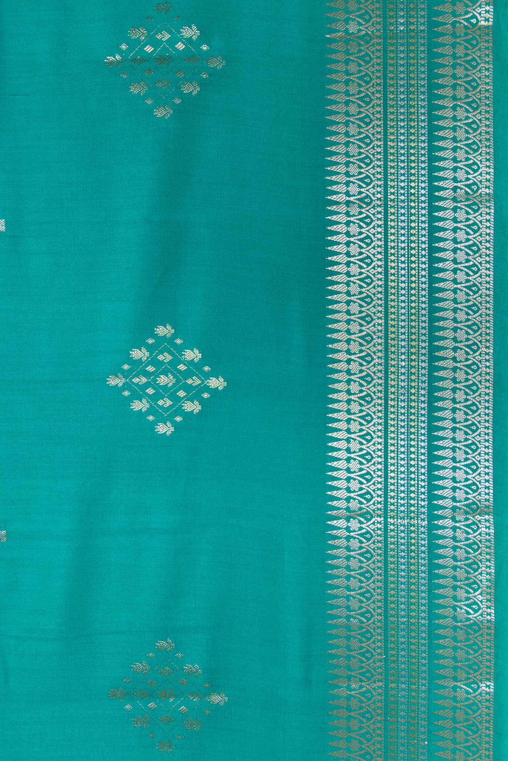 Border image of Sky Blue Dual Tone Tussar Silk Saree with Zari Brocade on the body and Zari Border. 