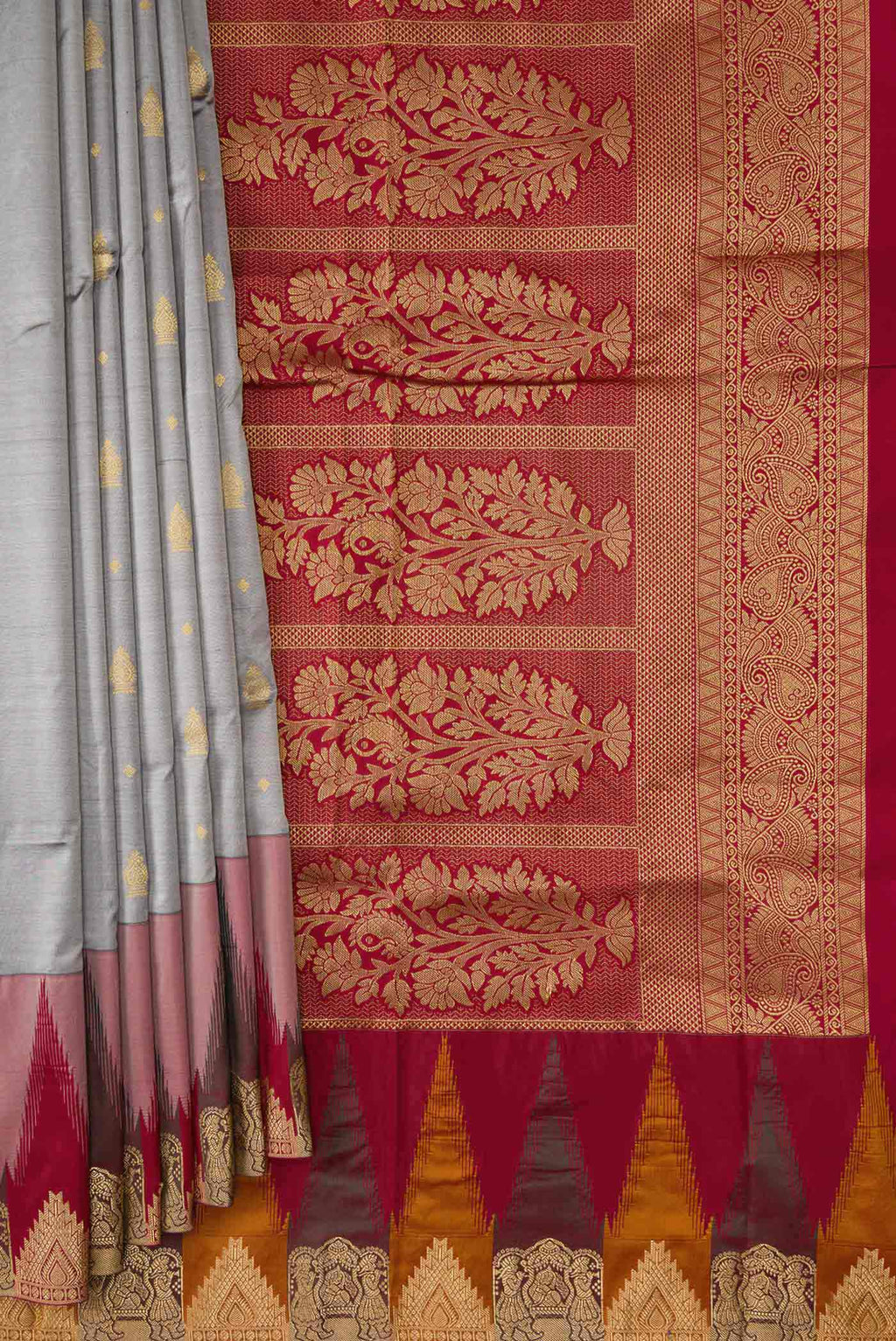Pleats and pallu of Grey Dual Tone Kanchipuram Silk Saree with Zari Butta on the body and Temple Border. 
