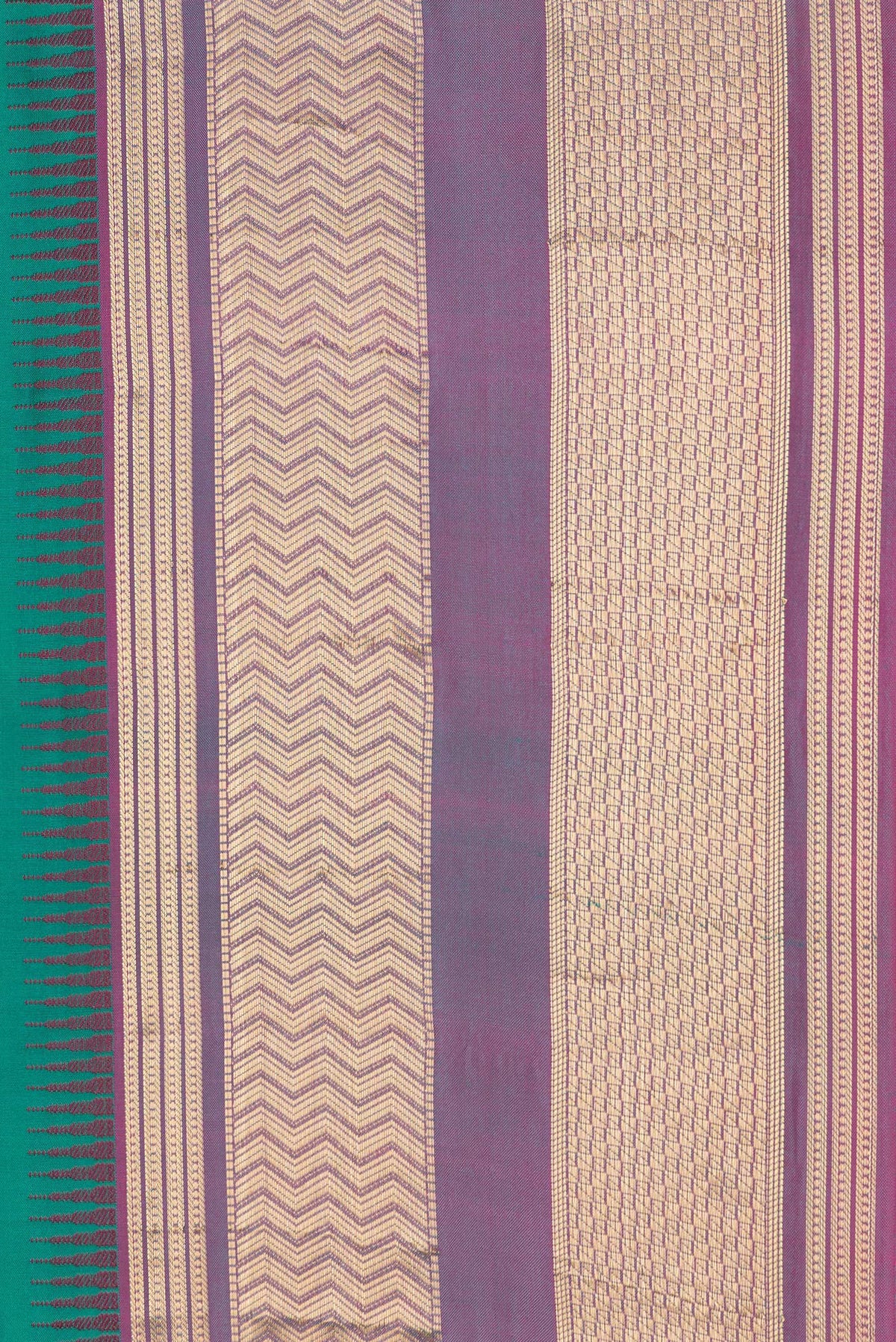 Border image of Green Dual Tone Kanjivaram Silk Saree with Zari Butta on the body and Zari Border. 