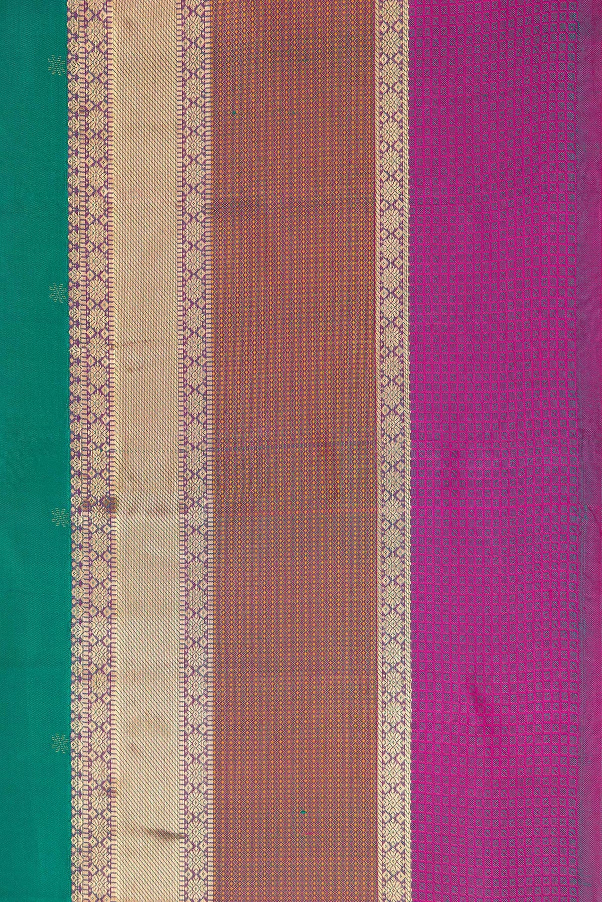 Border image of Green Dual Tone Kanchipuram Silk Saree with Zari Butta on the body and Zari Border. 