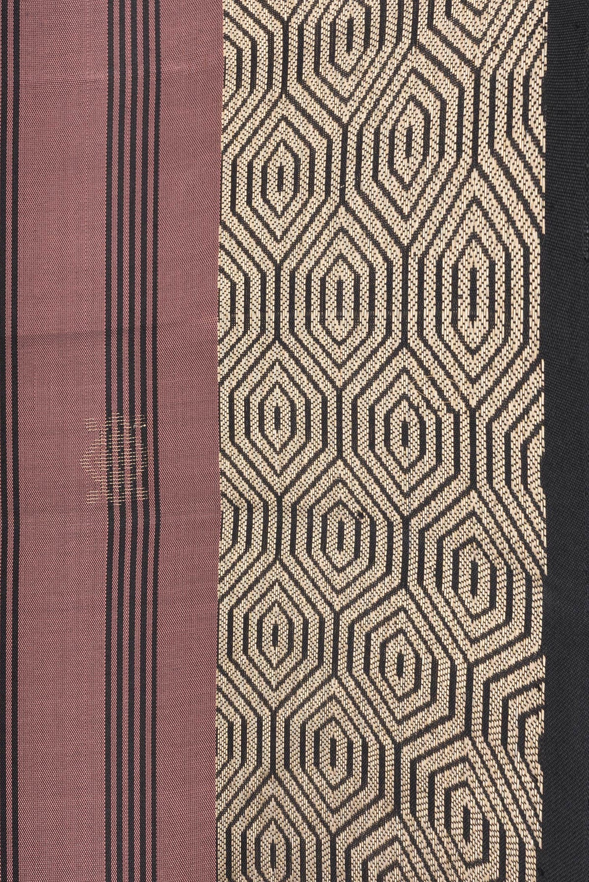Border image of Rose Gold Dual Tone Soft Silk Saree with Zari Butta on the body and Zari Border. 