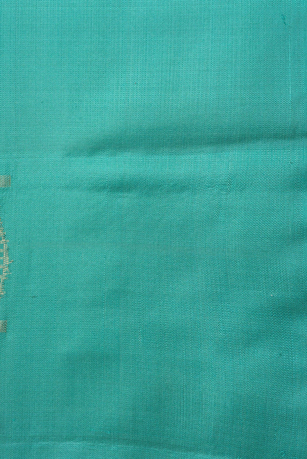 Border image of Sea Green Dual Tone Soft Silk Saree with Zari Butta on the body and Without Border. 