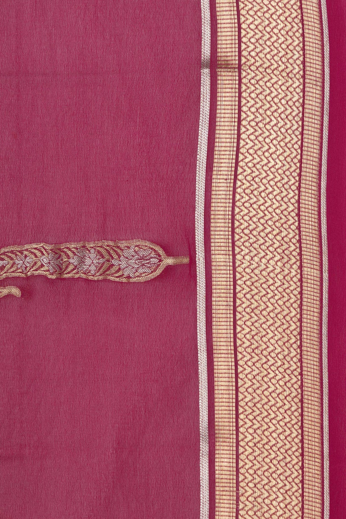 Border image of Magenta Dual Tone Mysore Georgette Saree with Zari Butta on the body and Zari Border. 