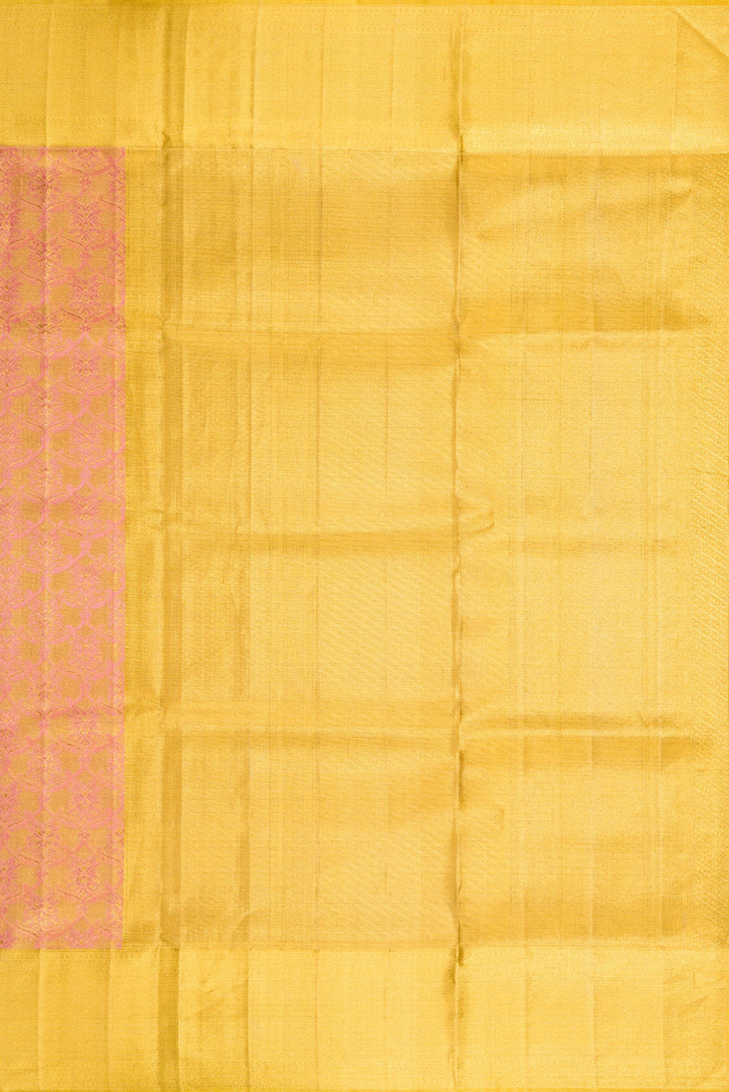Close up image of the pallu of Rose Gold Dual Tone Kanjivaram Tissue Silk Saree with Zari Brocade on the body and Zari Border. 