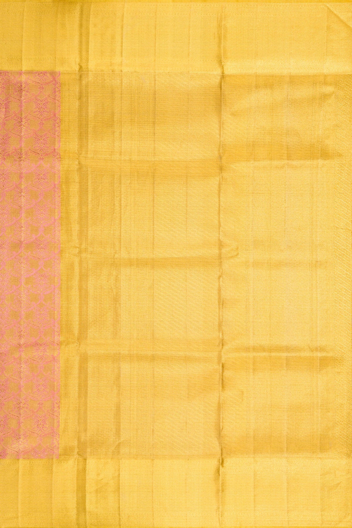 Close up image of the pallu of Rose Gold Dual Tone Kanjivaram Tissue Silk Saree with Zari Brocade on the body and Zari Border. 
