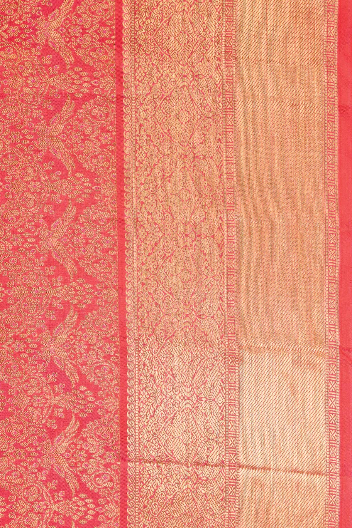 Border image of Pure Silk Pure Zari Coral Dual Tone Kanjivaram Saree with Zari Brocade on the body and Zari Border. 