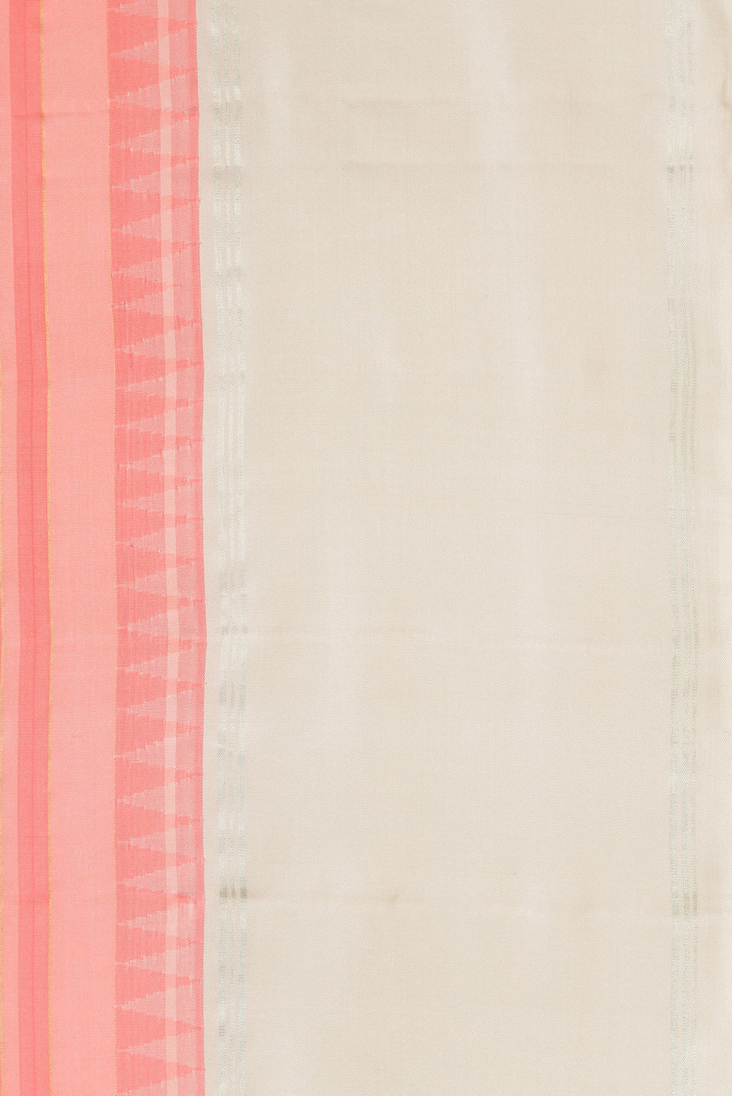 Border image of Peach Dual Tone Kanjivaram Silk Saree with Stripes on the body and Zari Border. 