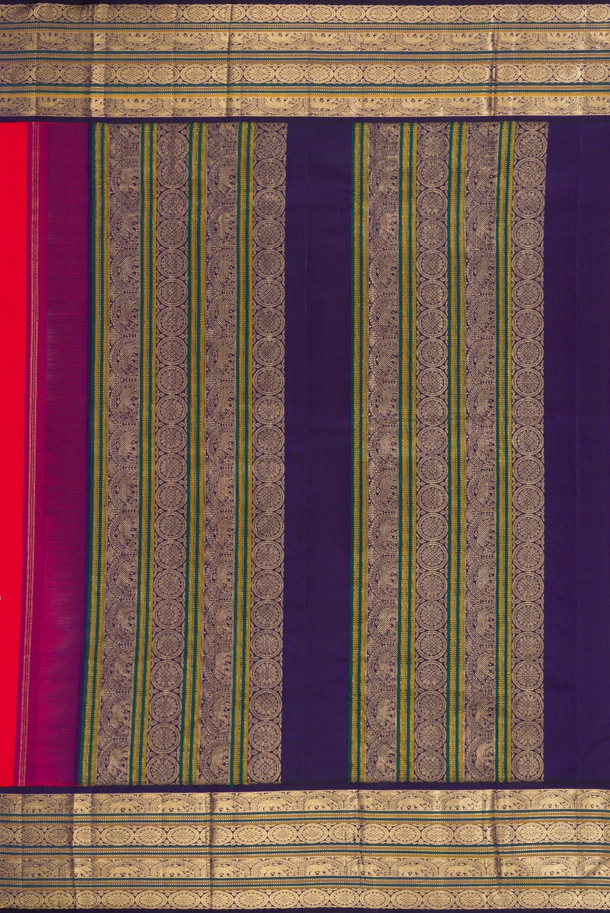 Close up image of the pallu of Red Dual Tone Kanjivaram Silk Saree with Zari Butta on the body and Zari Border. 