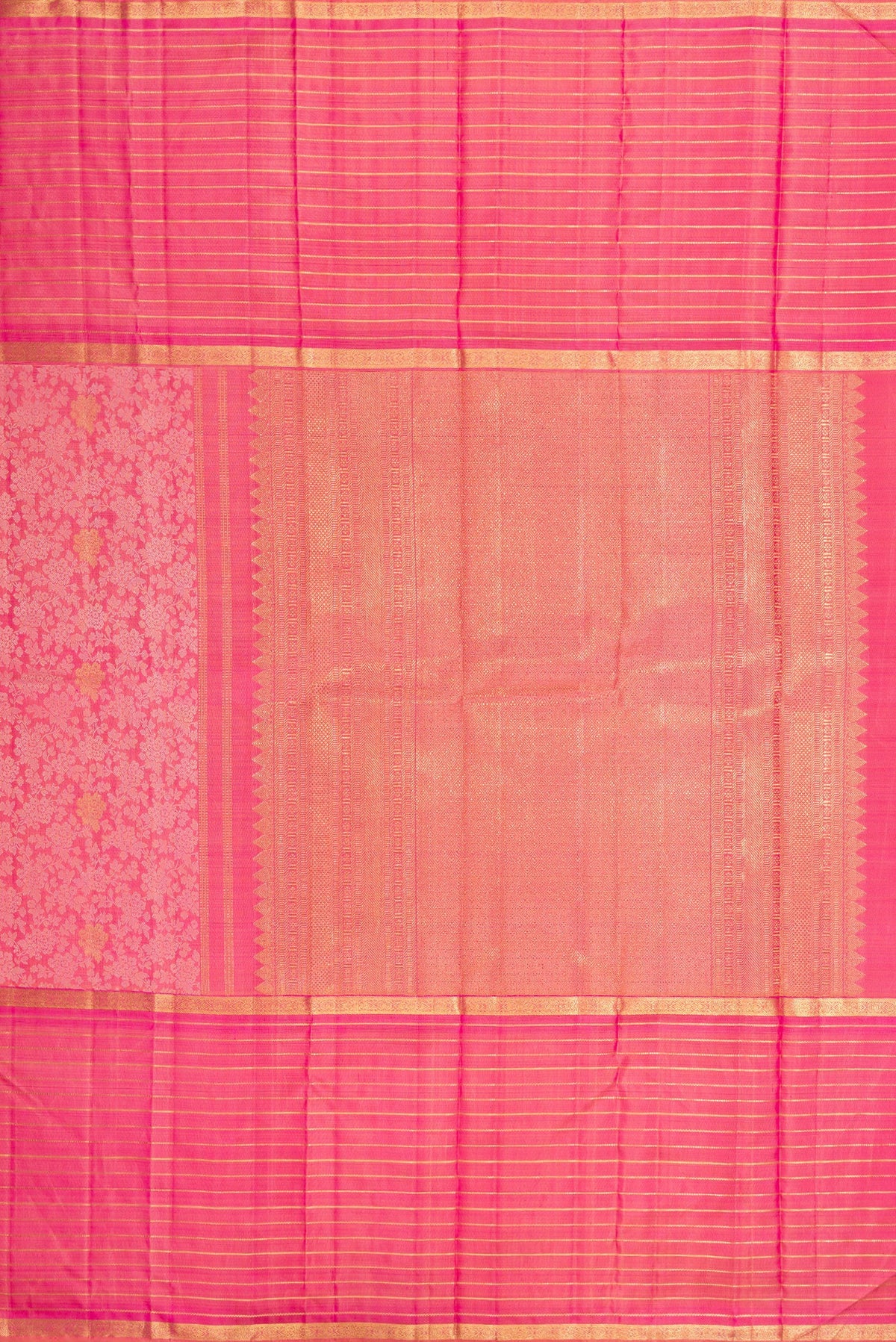 Close up image of the pallu of Pink Dual Tone Kanchipuram Silk Saree with Jacquard With Zari Butta on the body and Zari Border. 