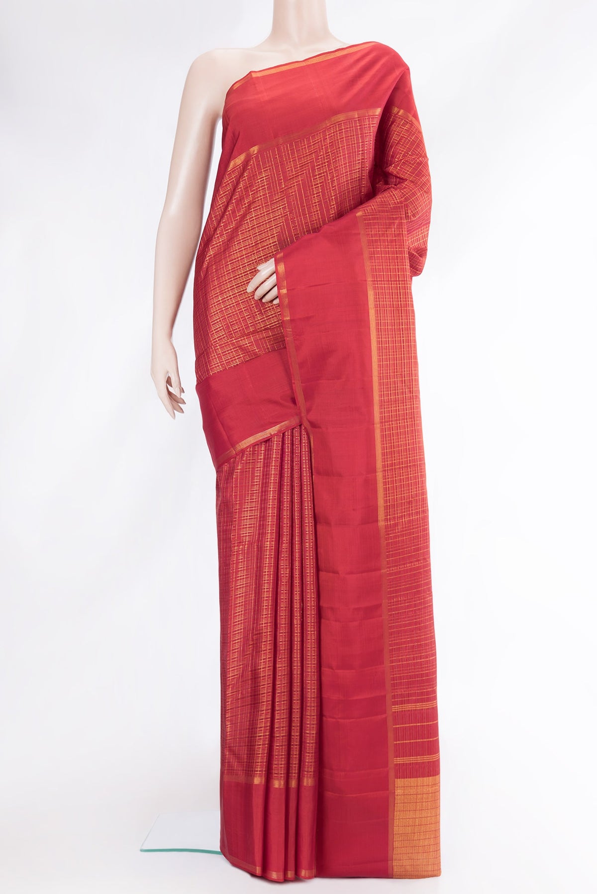 Dark Pink Dual Tone Kanchipuram Silk Saree with Checked design on the body and Zari Border.  displayed on a mannequin