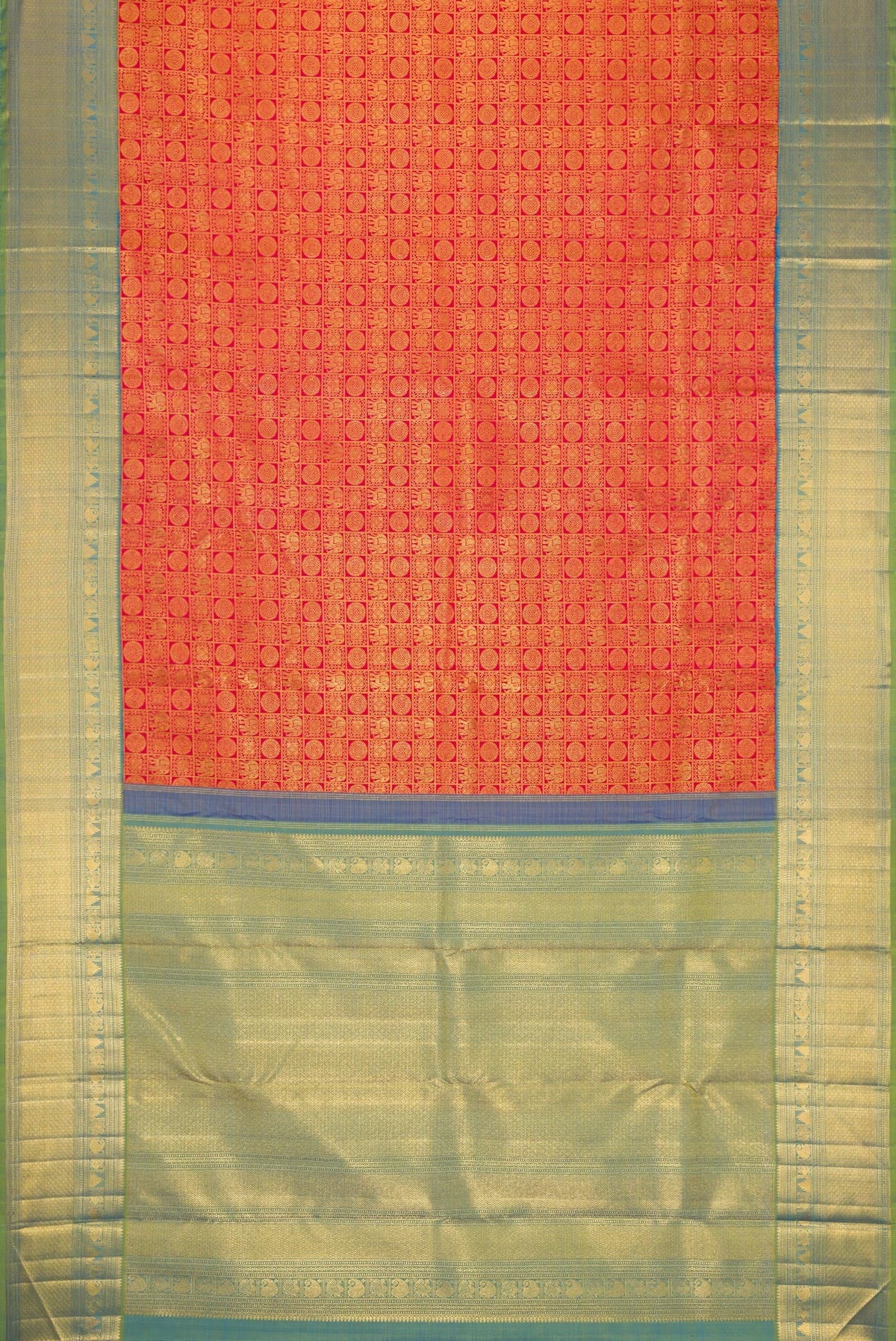 Flat view of Dark Pink Dual Tone Kanchipuram Silk Saree with Zari Brocade on the body and Zari Border. 