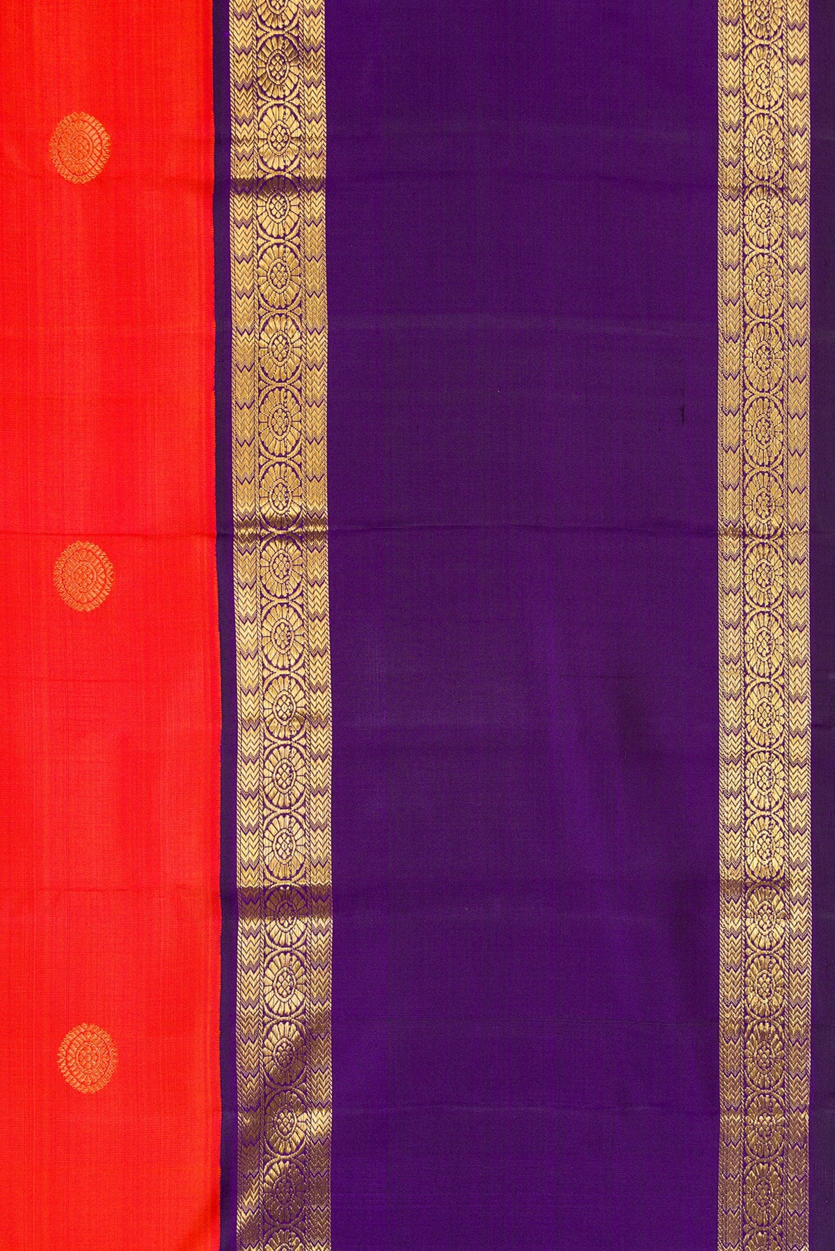 Border image of Orange Dual Tone Kanjivaram Silk Saree with Zari Butta on the body and Zari Border. 
