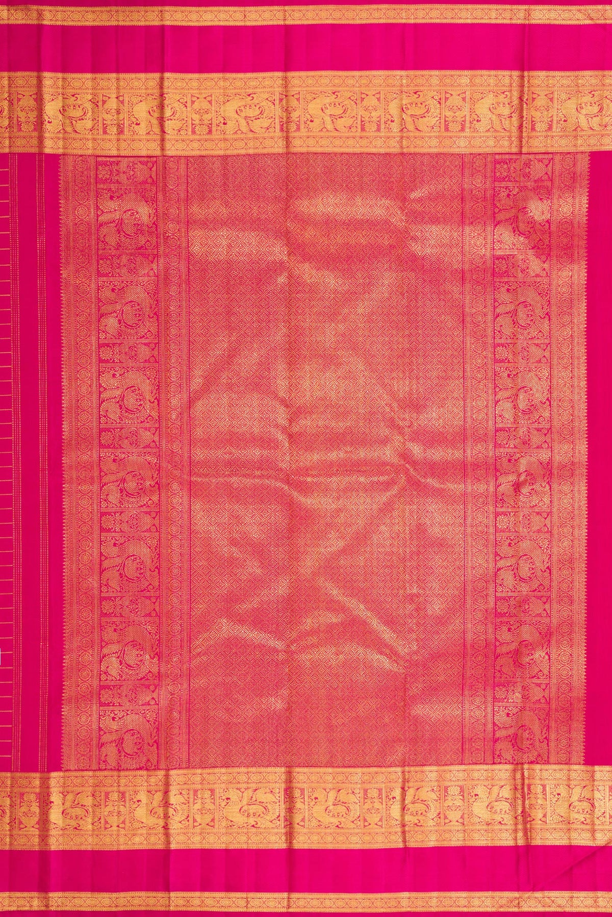 Close up image of the pallu of Pink Kanchipuram Silk Saree with Checked design on the body and Zari Border. 