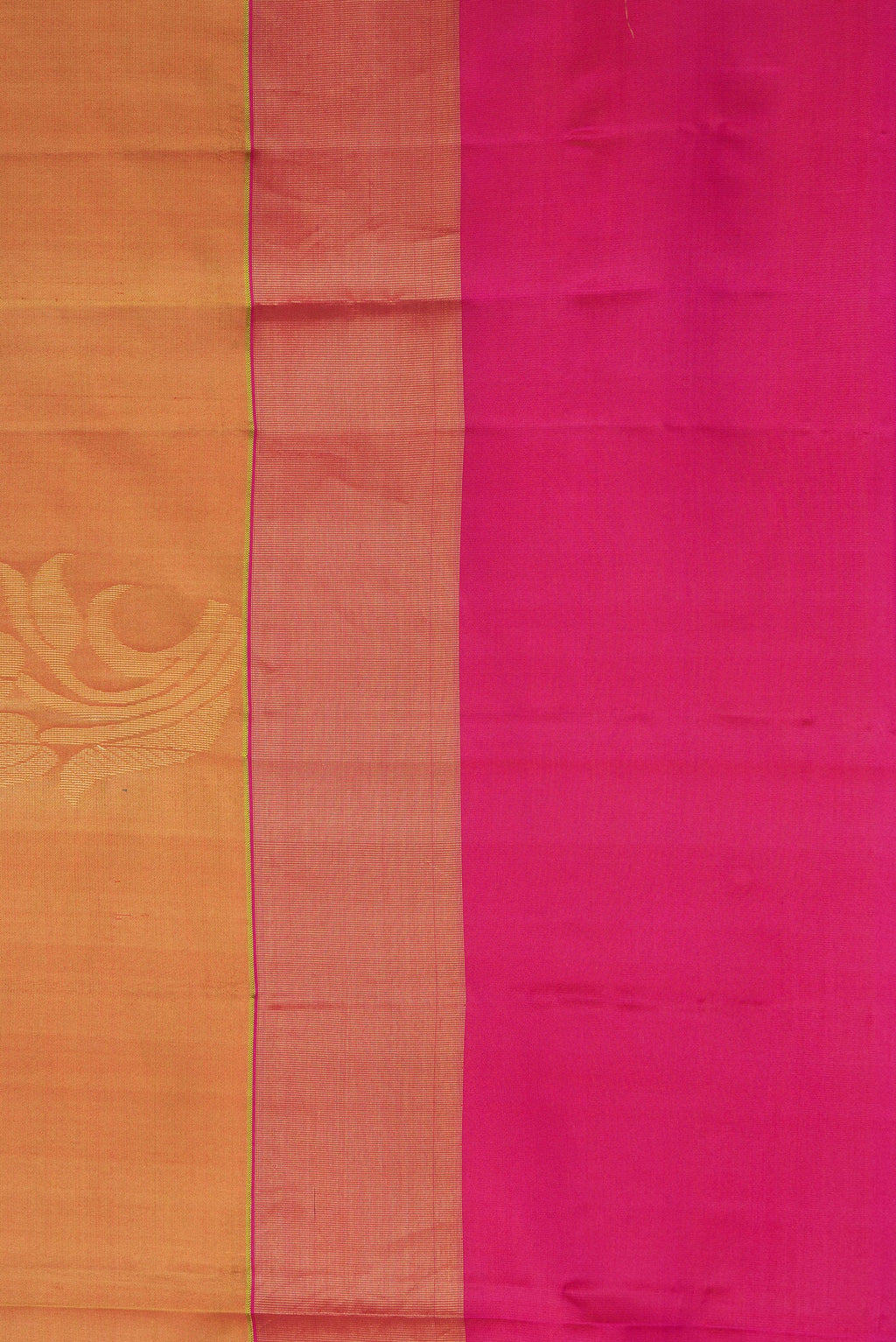 Border image of Mehandi Green Dual Tone Soft Silk Saree with Zari Butta on the body and Zari Border. 