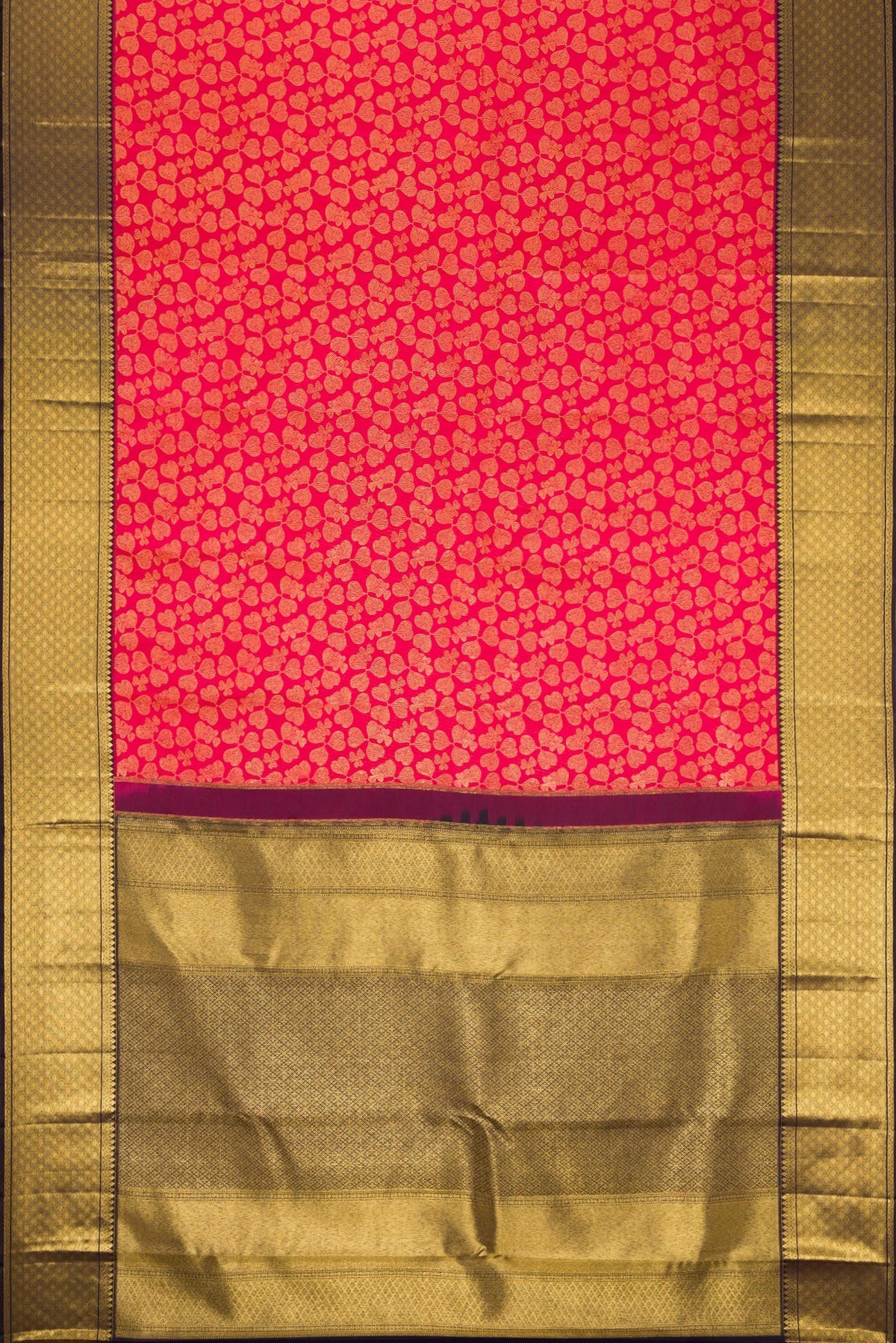 Flat view of Dark Pink Dual Tone Kanchipuram Silk Saree with Zari Brocade on the body and Zari Border. 