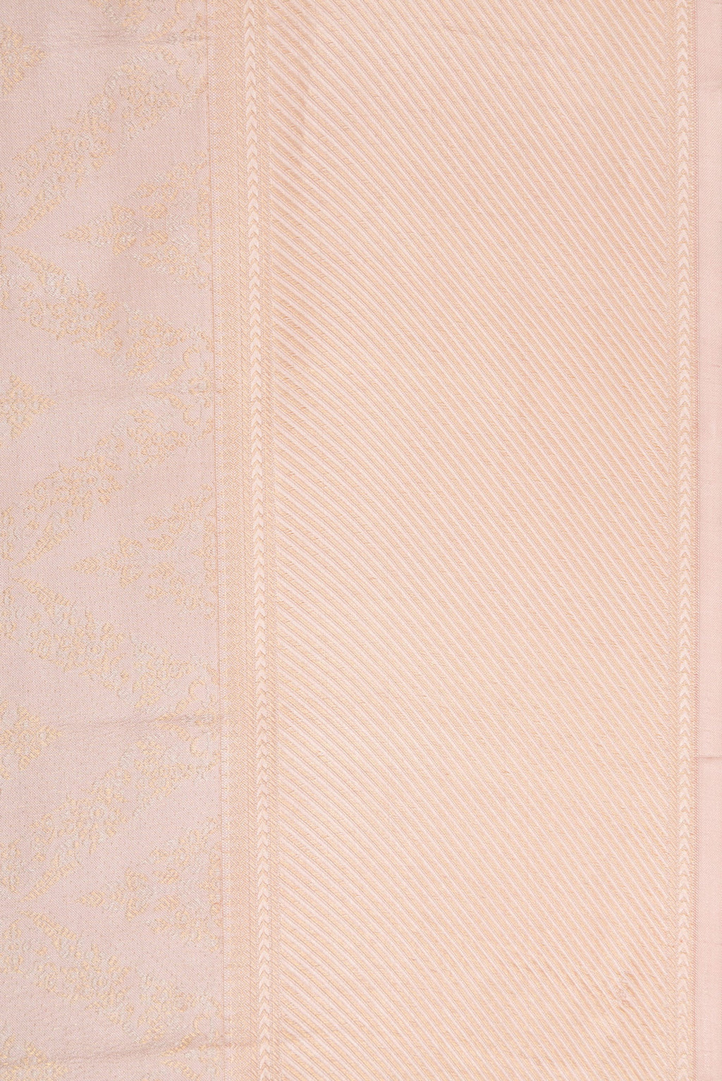 Border image of Rose Gold Dual Tone Kanchipuram Silk Saree with Zari Brocade on the body and Zari Border. 