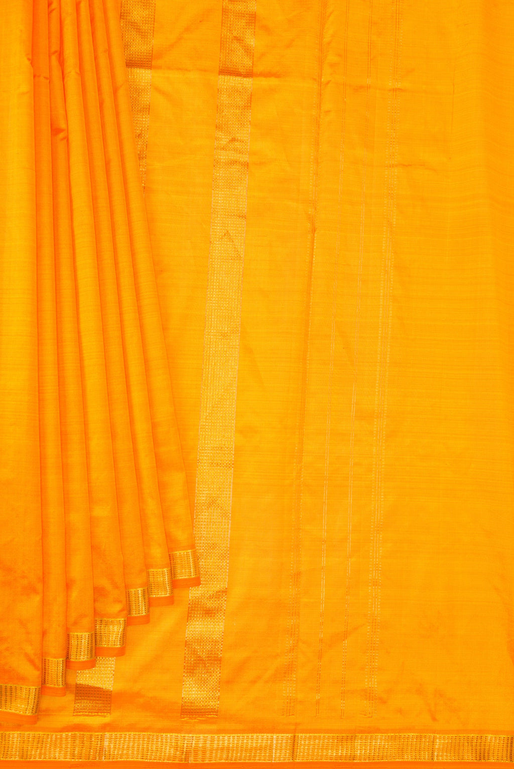 Pleats and pallu of Yellow Dual Tone Kanjivaram Silk Nine Yards Saree with Plain Body and Zari Border. 