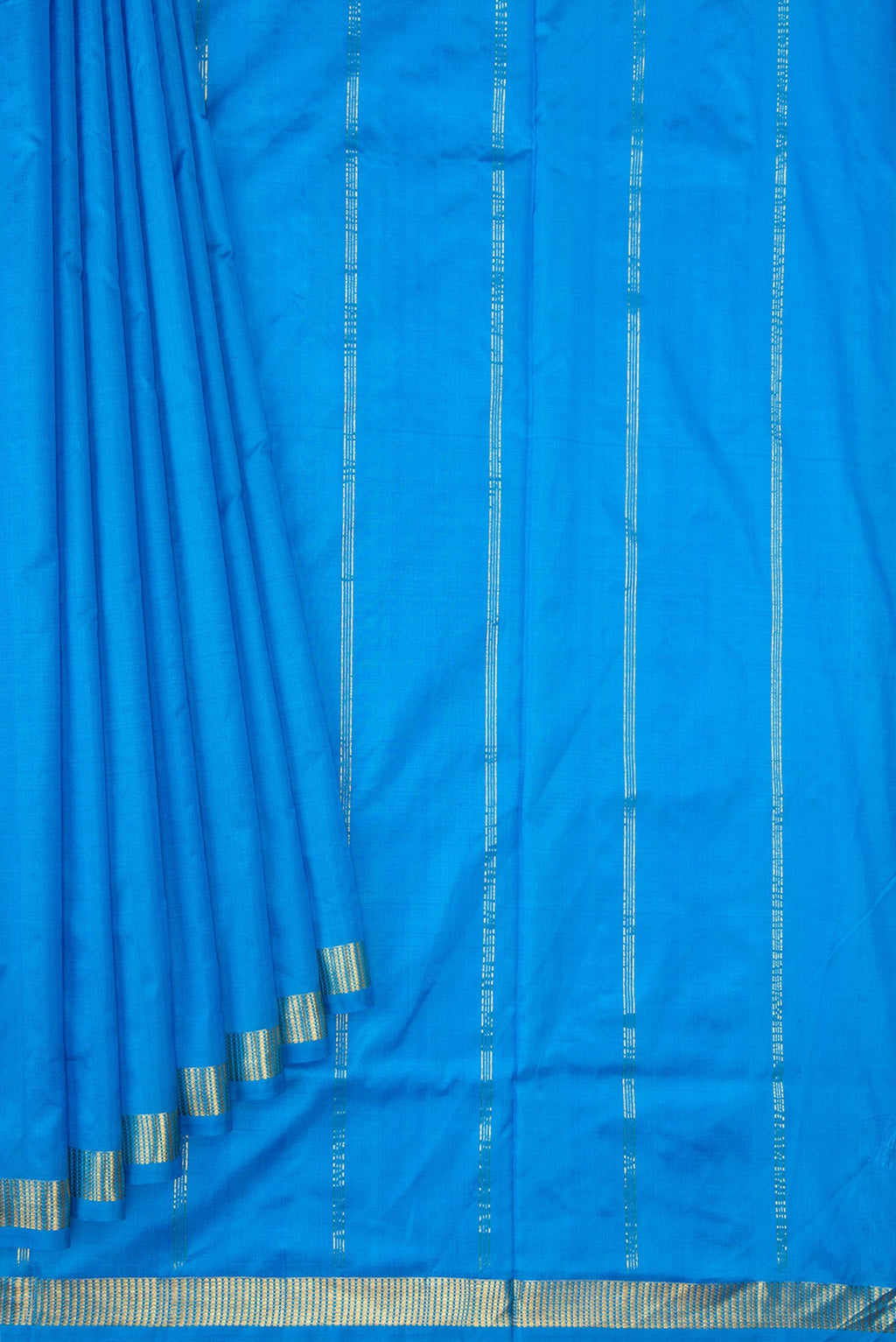 Pleats and pallu of Sky Blue Dual Tone Kanjivaram Silk Nine Yards Saree with Plain Body and Zari Border. 