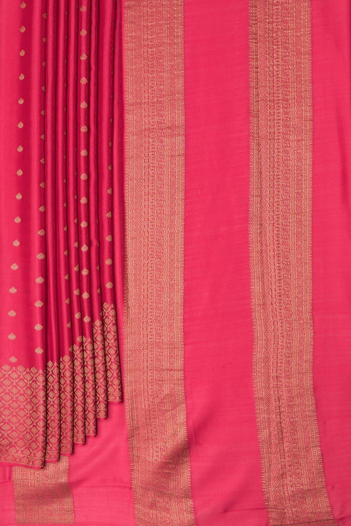 Pleats and pallu of Dark Pink Dual Tone Mysore Silk Saree with Zari Butta on the body and Zari Border. 