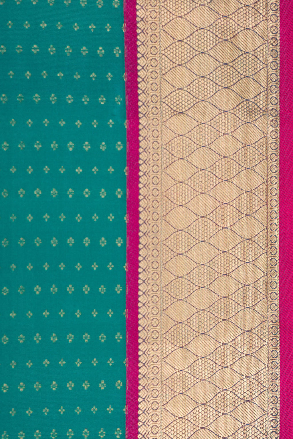Border image of Green Dual Tone Kanchipuram Silk Saree with Stripes on the body and Zari Border. 